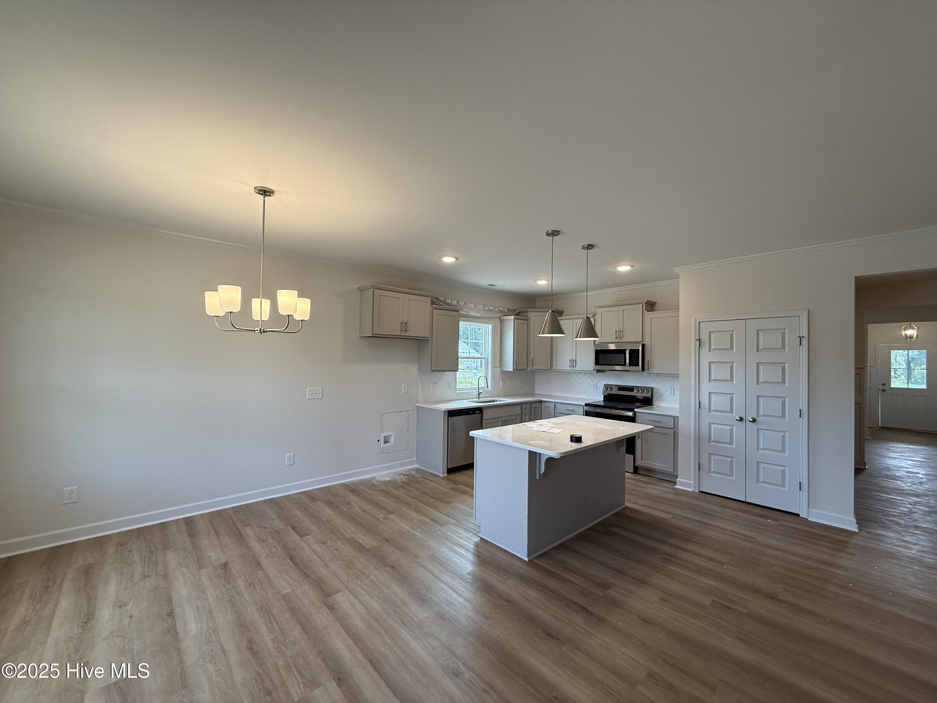 136 Tuskeegee Drive Property Photo 3