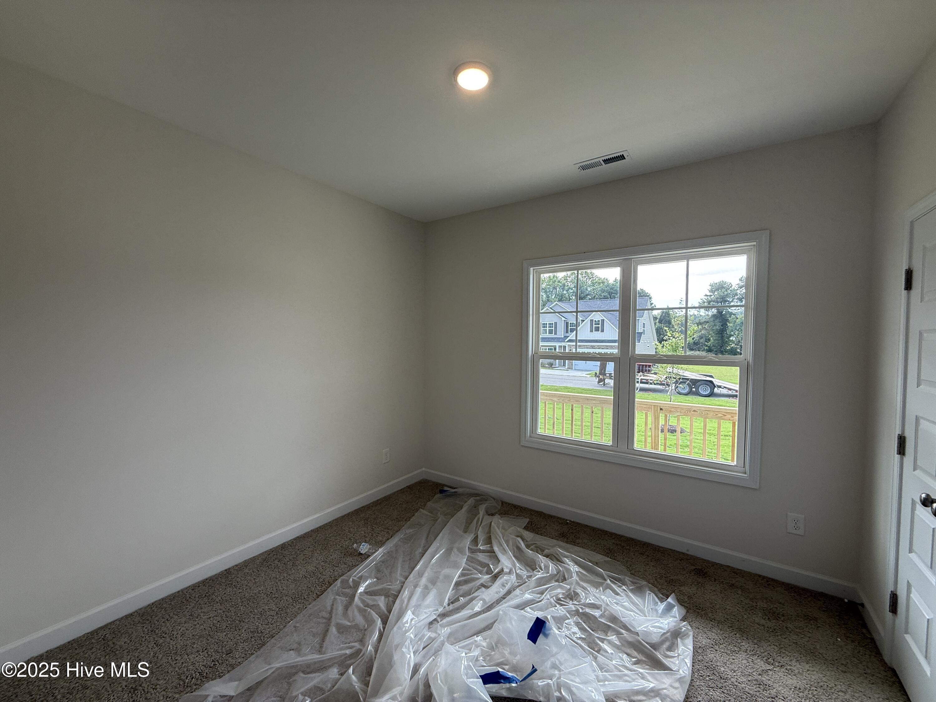 136 Tuskeegee Drive Property Photo 6