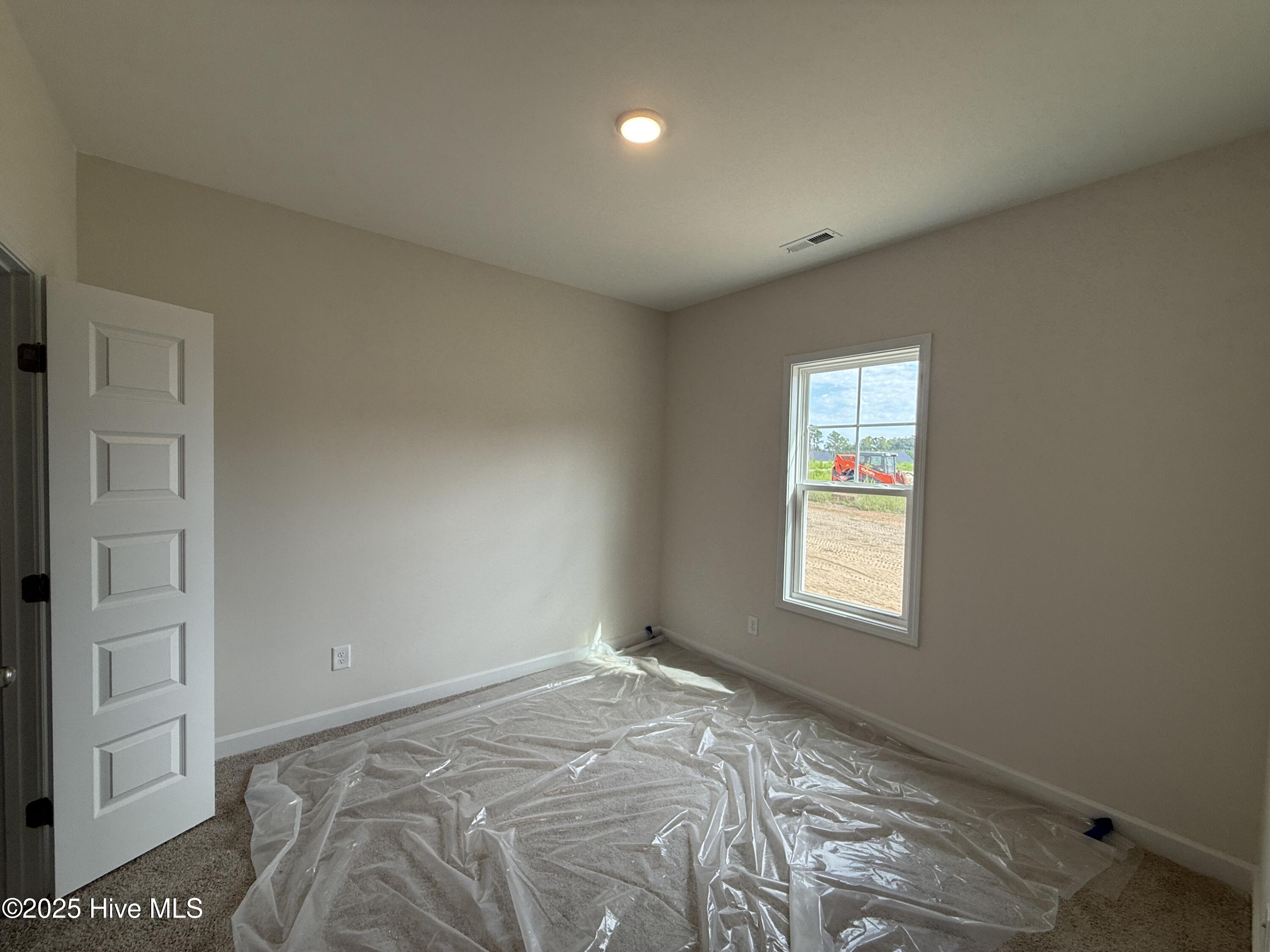 136 Tuskeegee Drive Property Photo 8