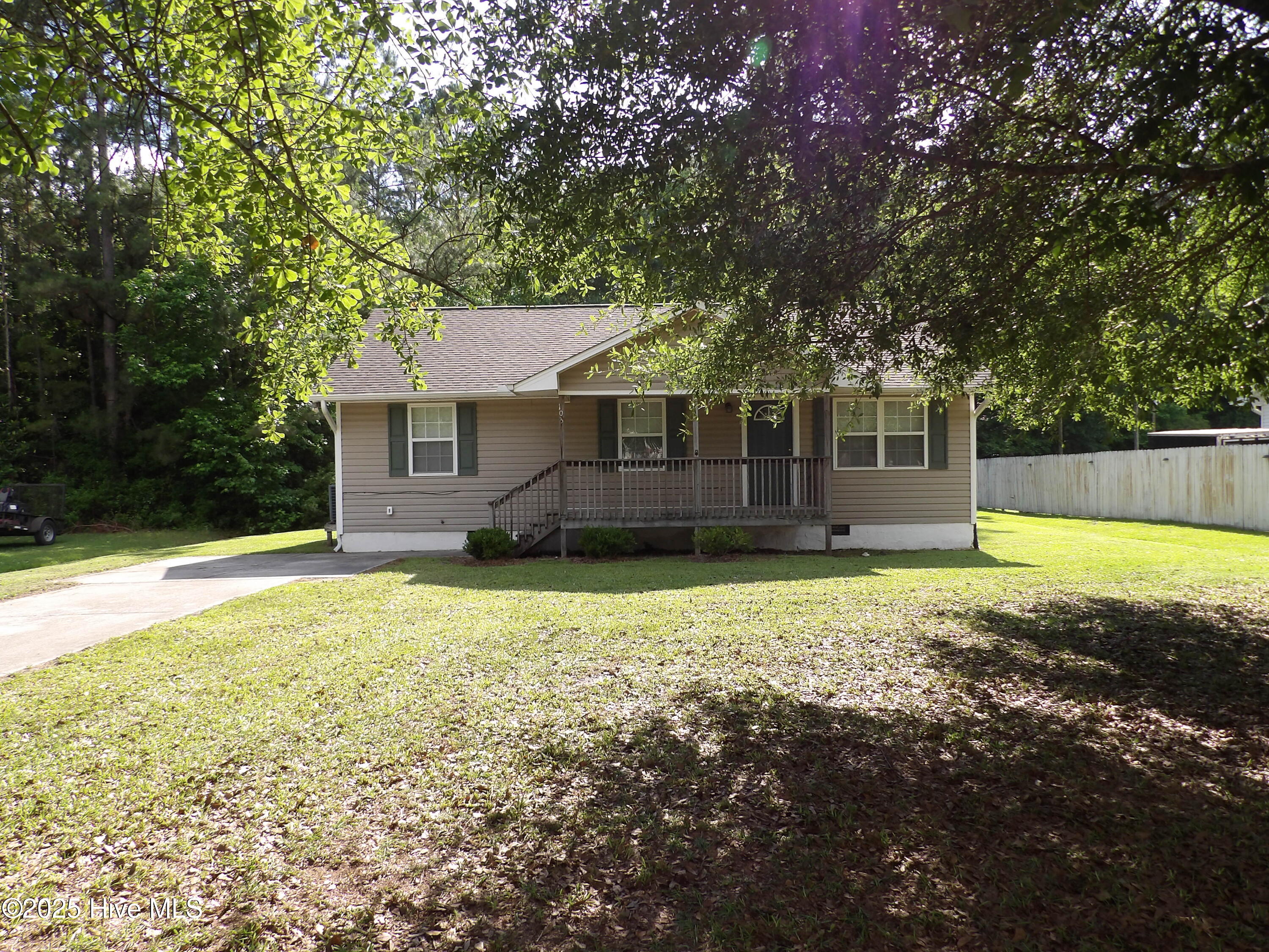 103 Mccullen Street Property Photo 1