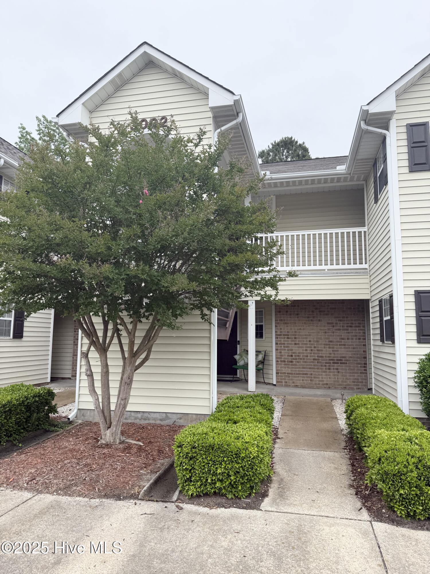 3002 Mulberry Lane E Property Photo