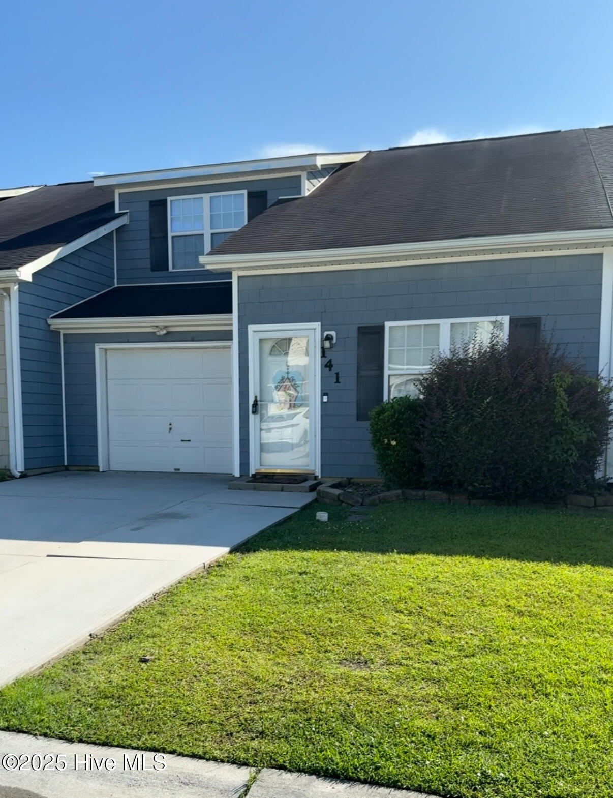 141 Jessie Circle Property Photo 1