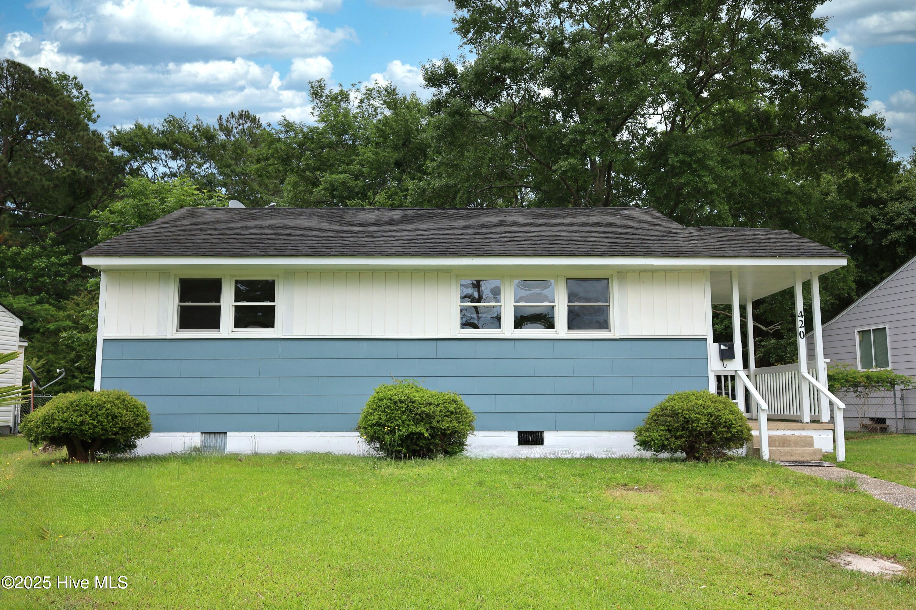 420 New River Drive Property Photo