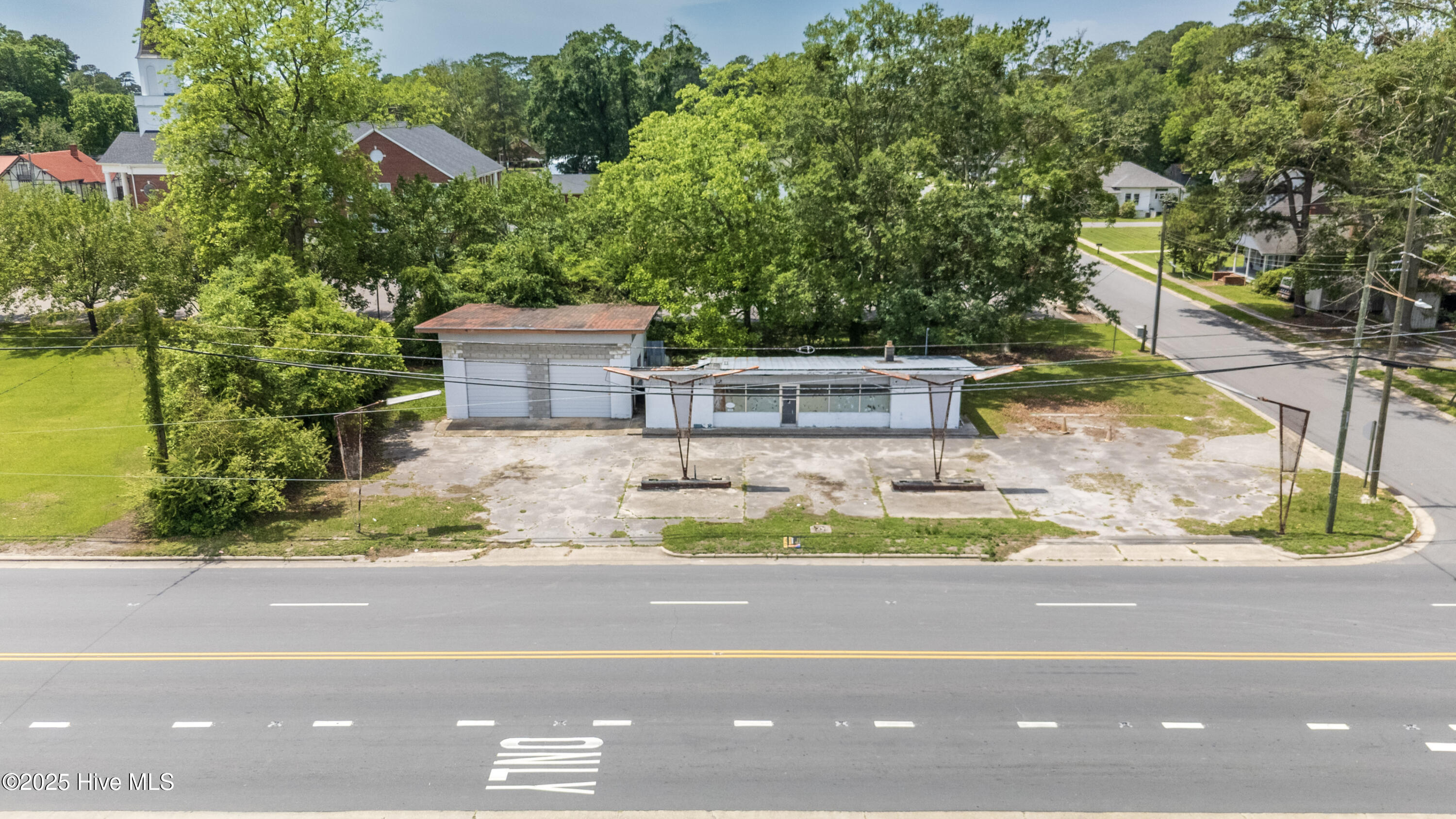 109 N Sycamore Street Property Photo 4