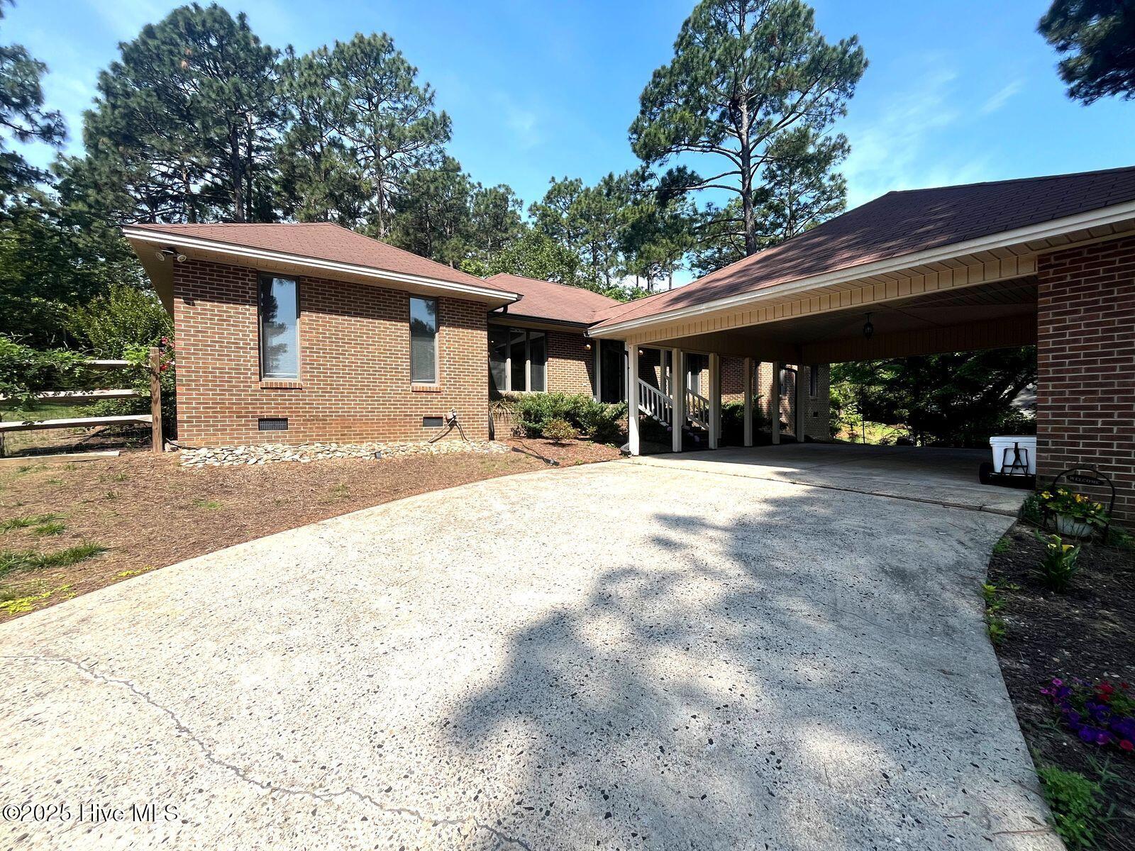 360 E Hedgelawn Way Property Photo