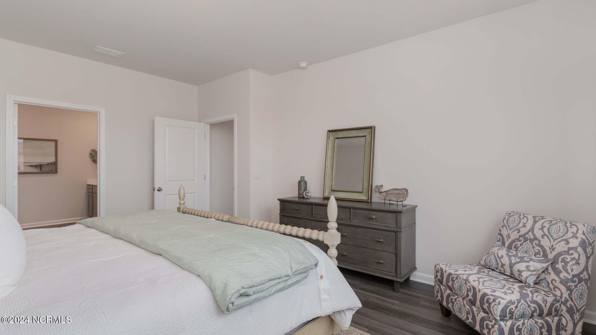 1228 Woodhouse Drive Property Photo 13