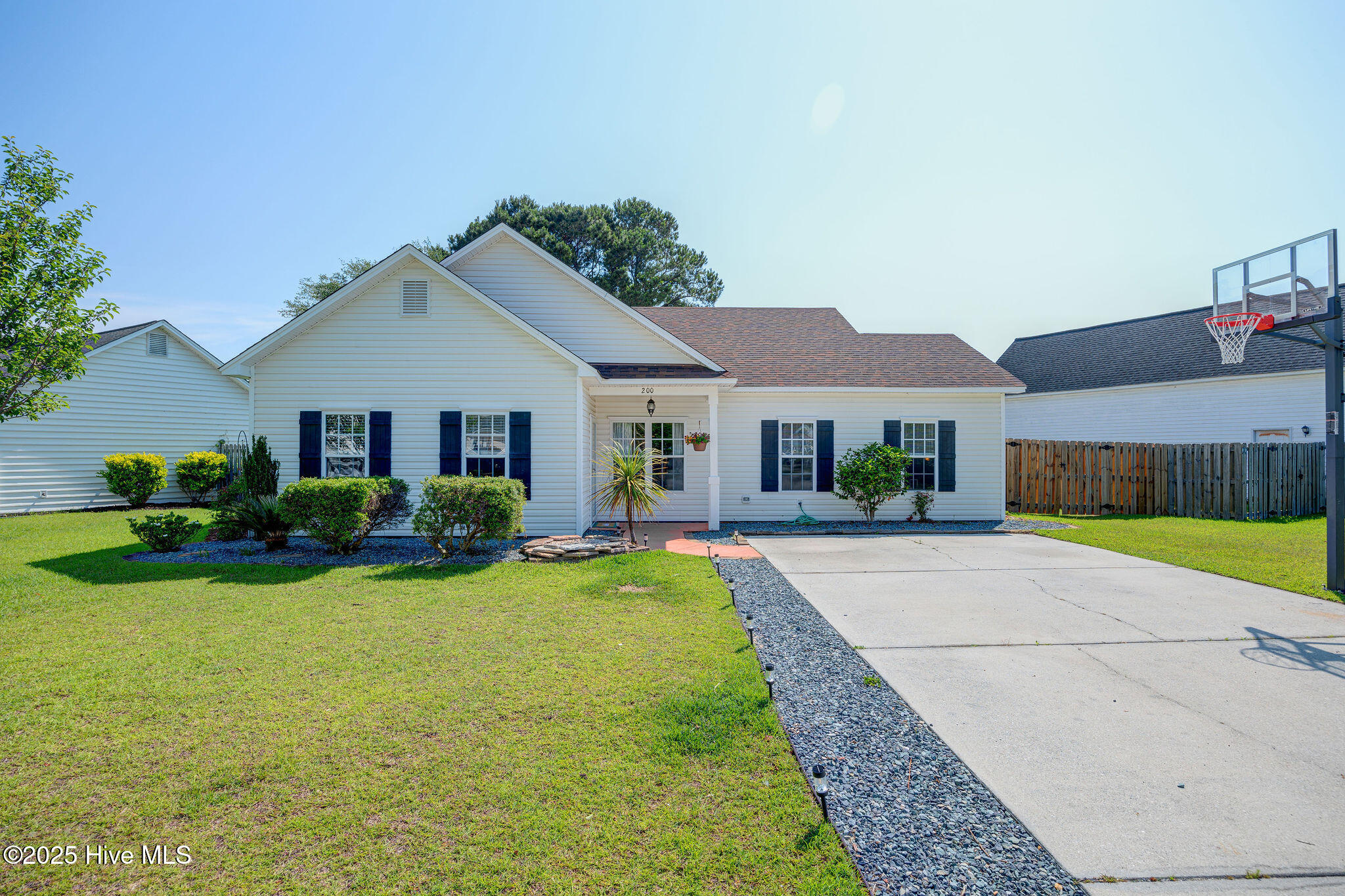 200 Olde Well Loop Road Property Photo