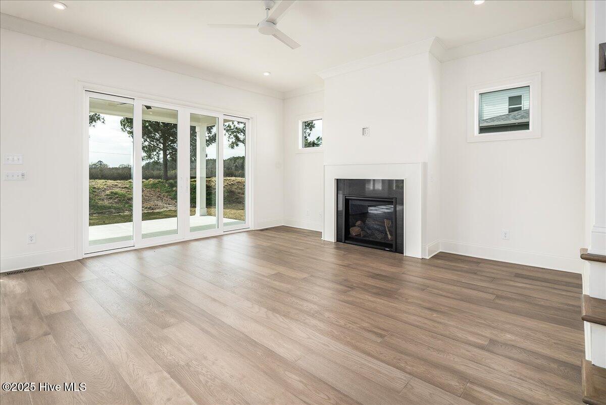 106 Pinewood Cove Property Photo 8