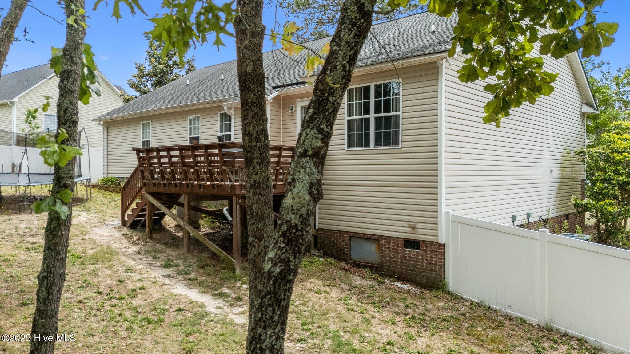 144 Newington Way Property Photo 16