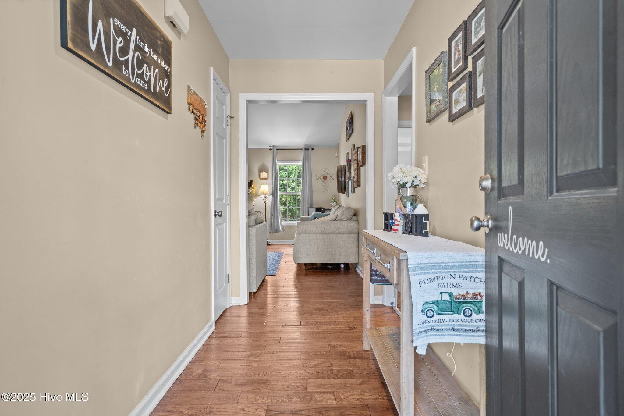 144 Newington Way Property Photo 17