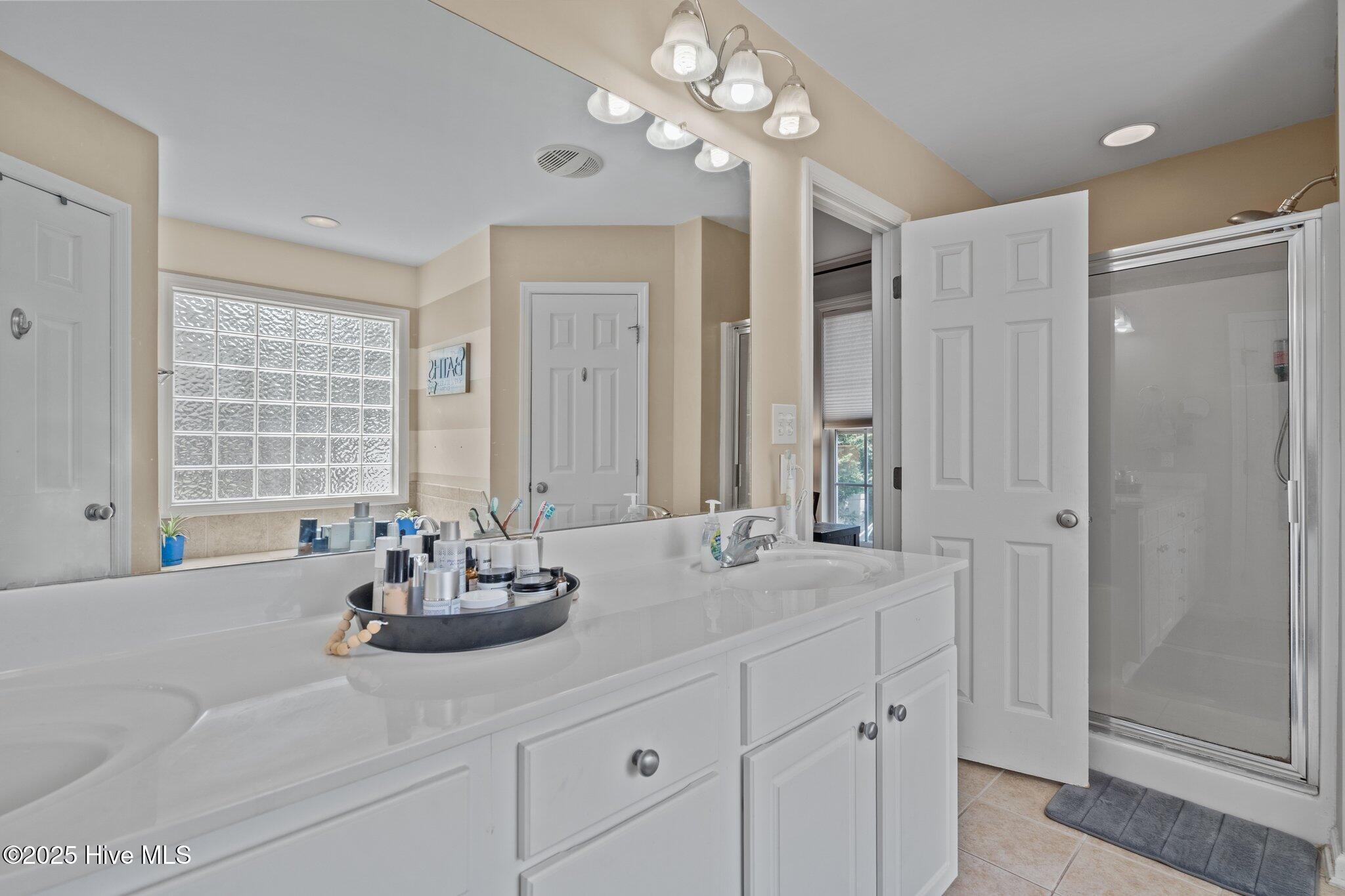 144 Newington Way Property Photo 29