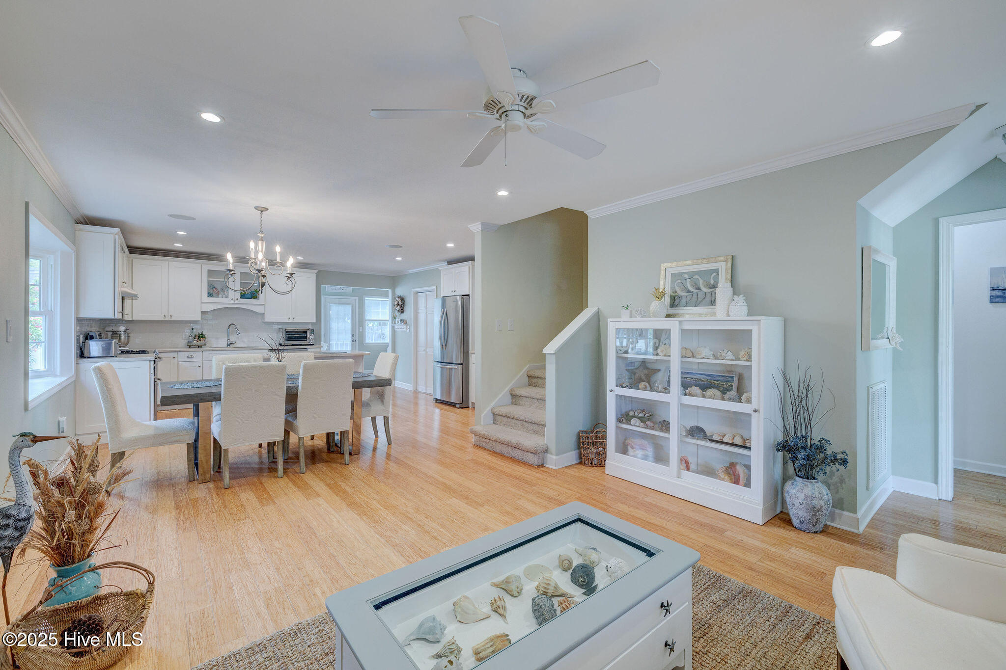 927 Riptide Lane Property Photo 13