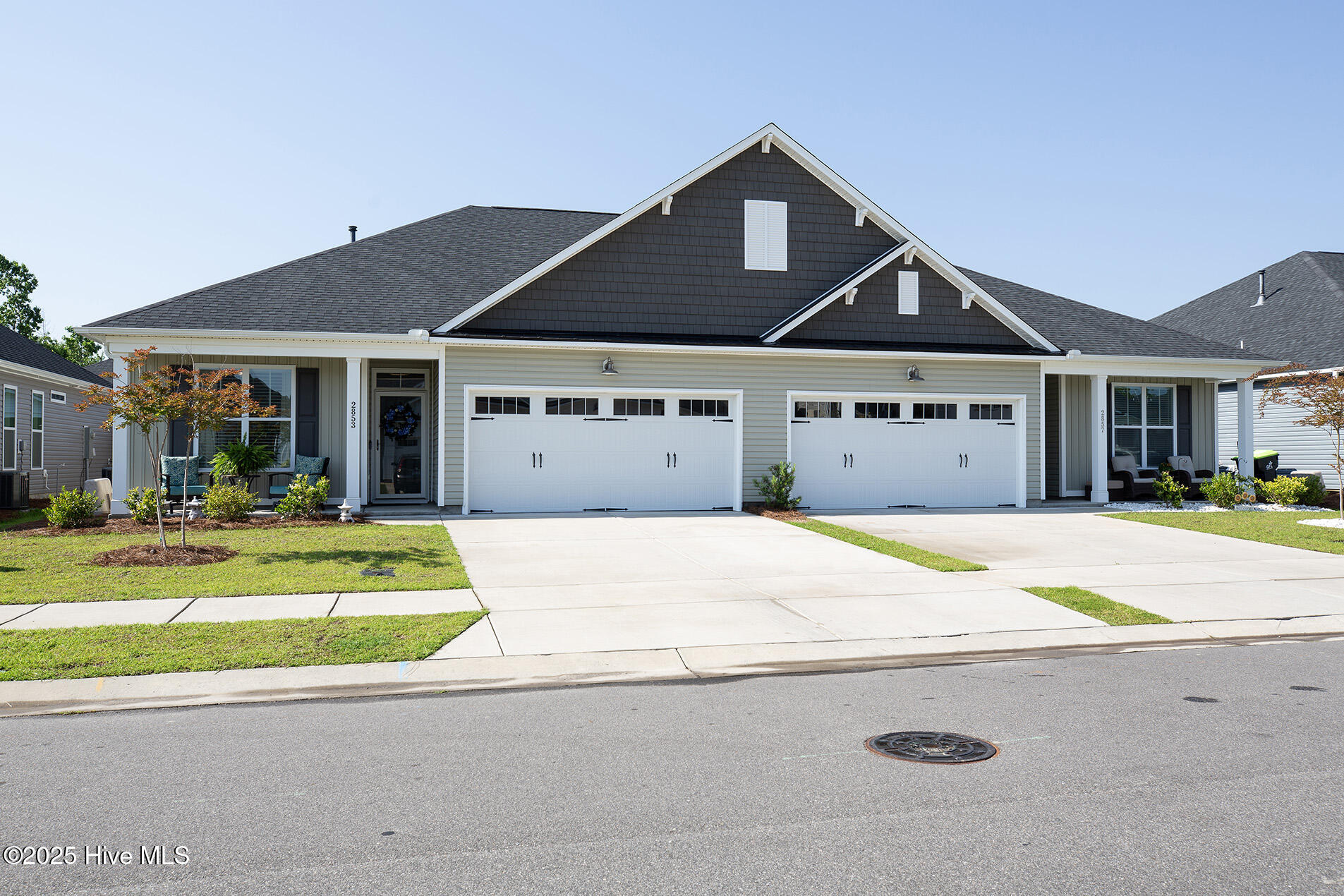 2853 Southern Magnolia Drive Property Photo