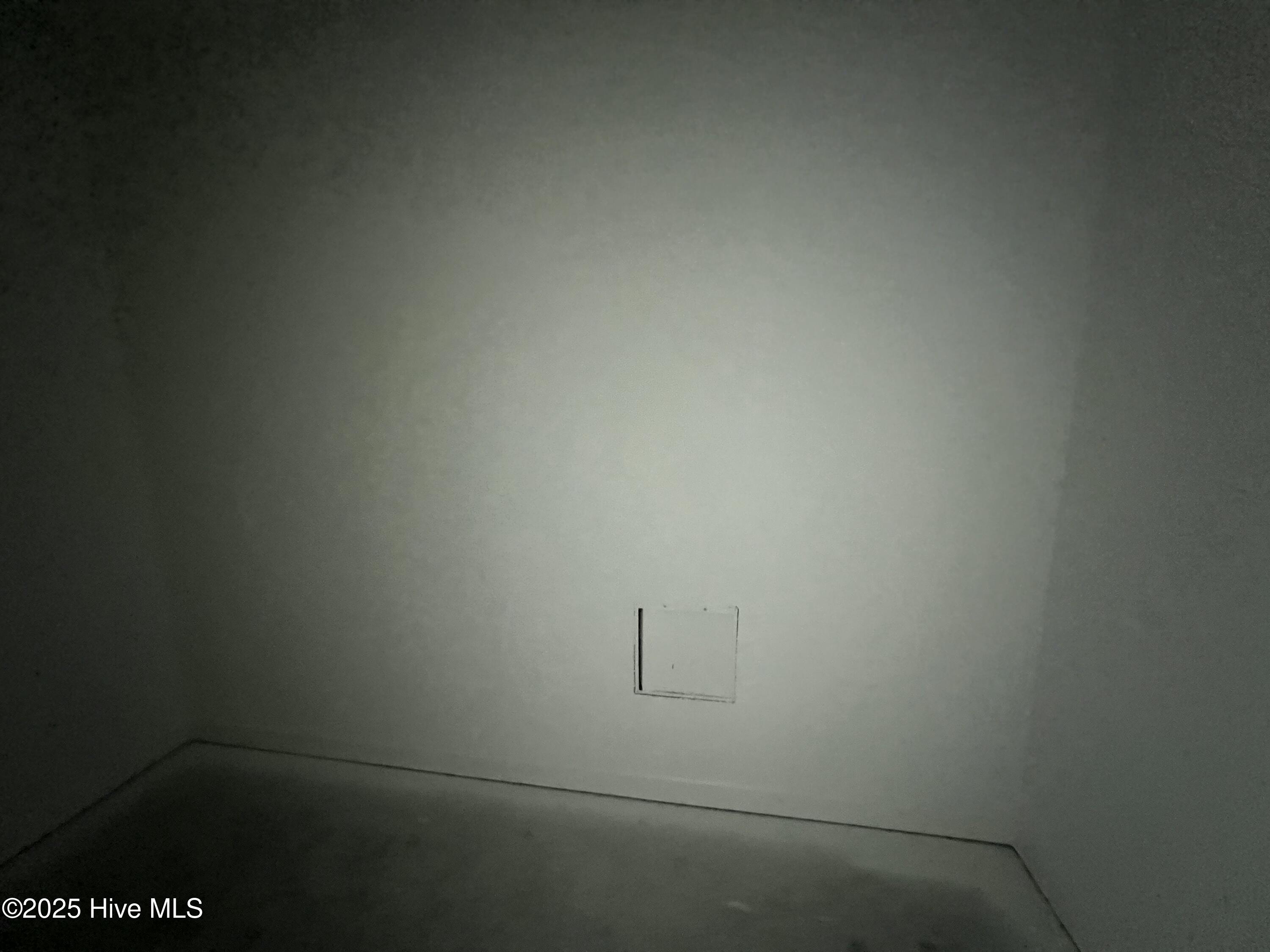 104 E Sillinger Drive Property Photo 13