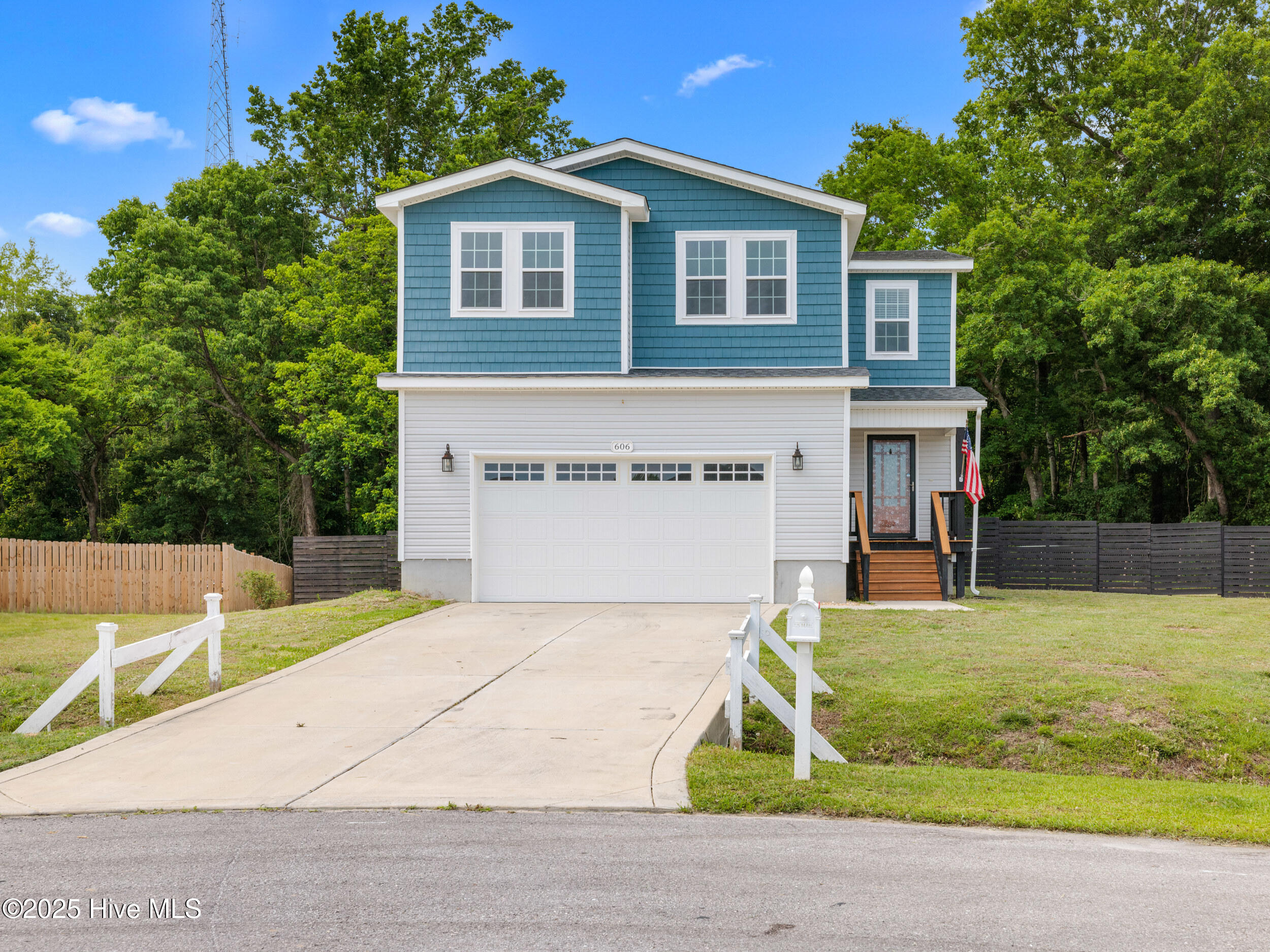 606 Sonata Court Property Photo