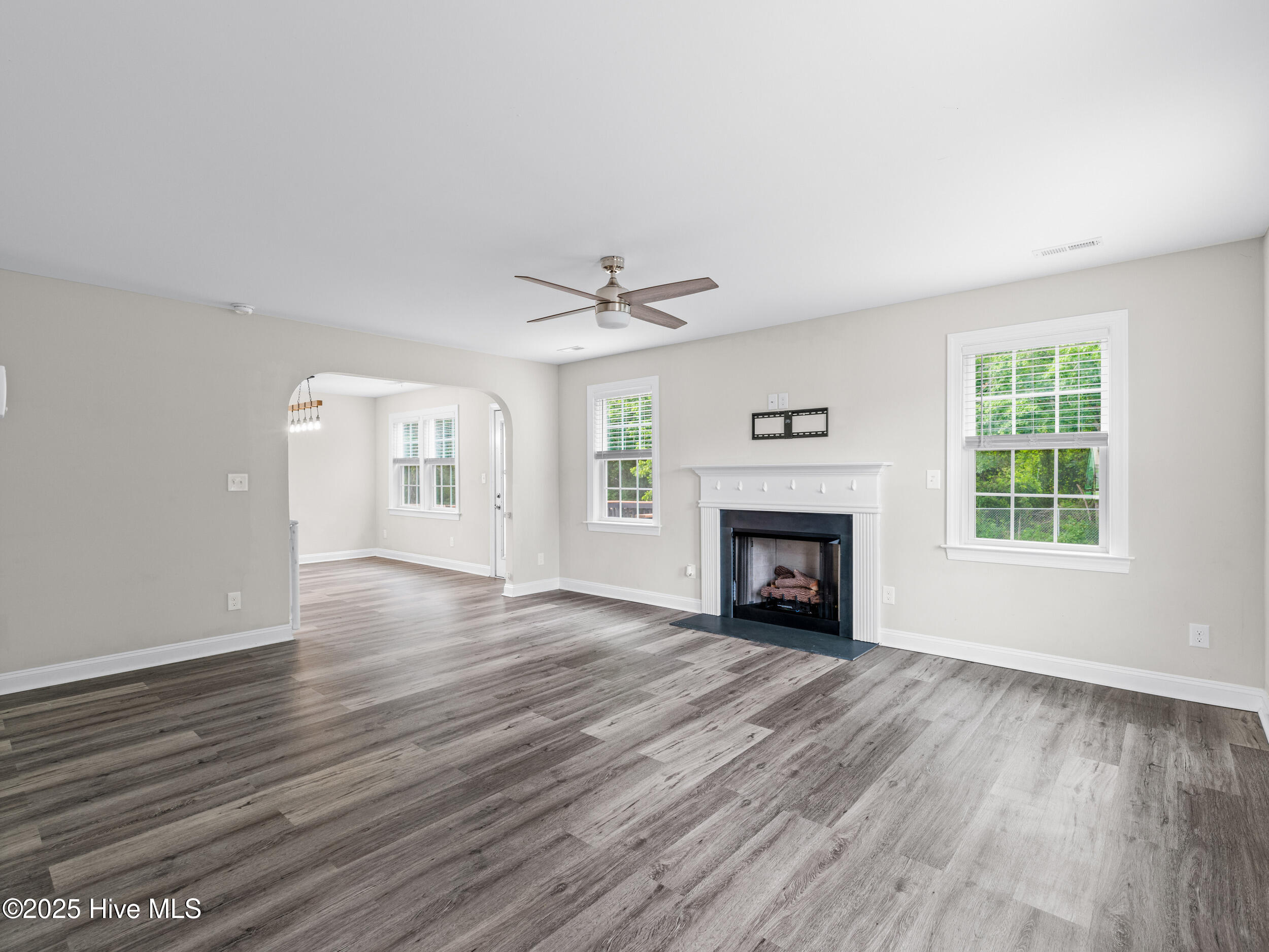 606 Sonata Court Property Photo 7