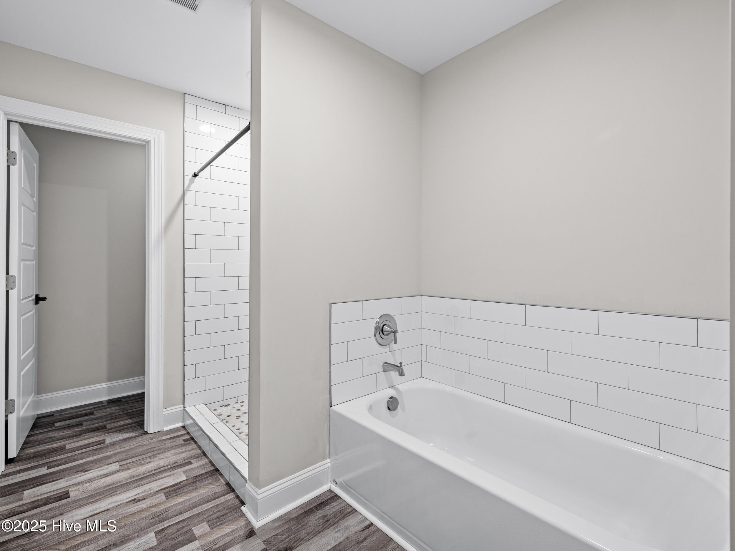 606 Sonata Court Property Photo 28