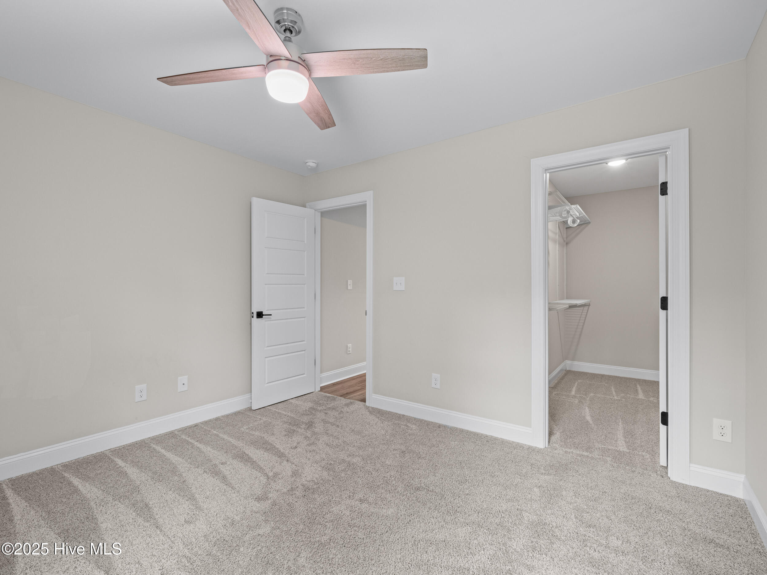 606 Sonata Court Property Photo 32