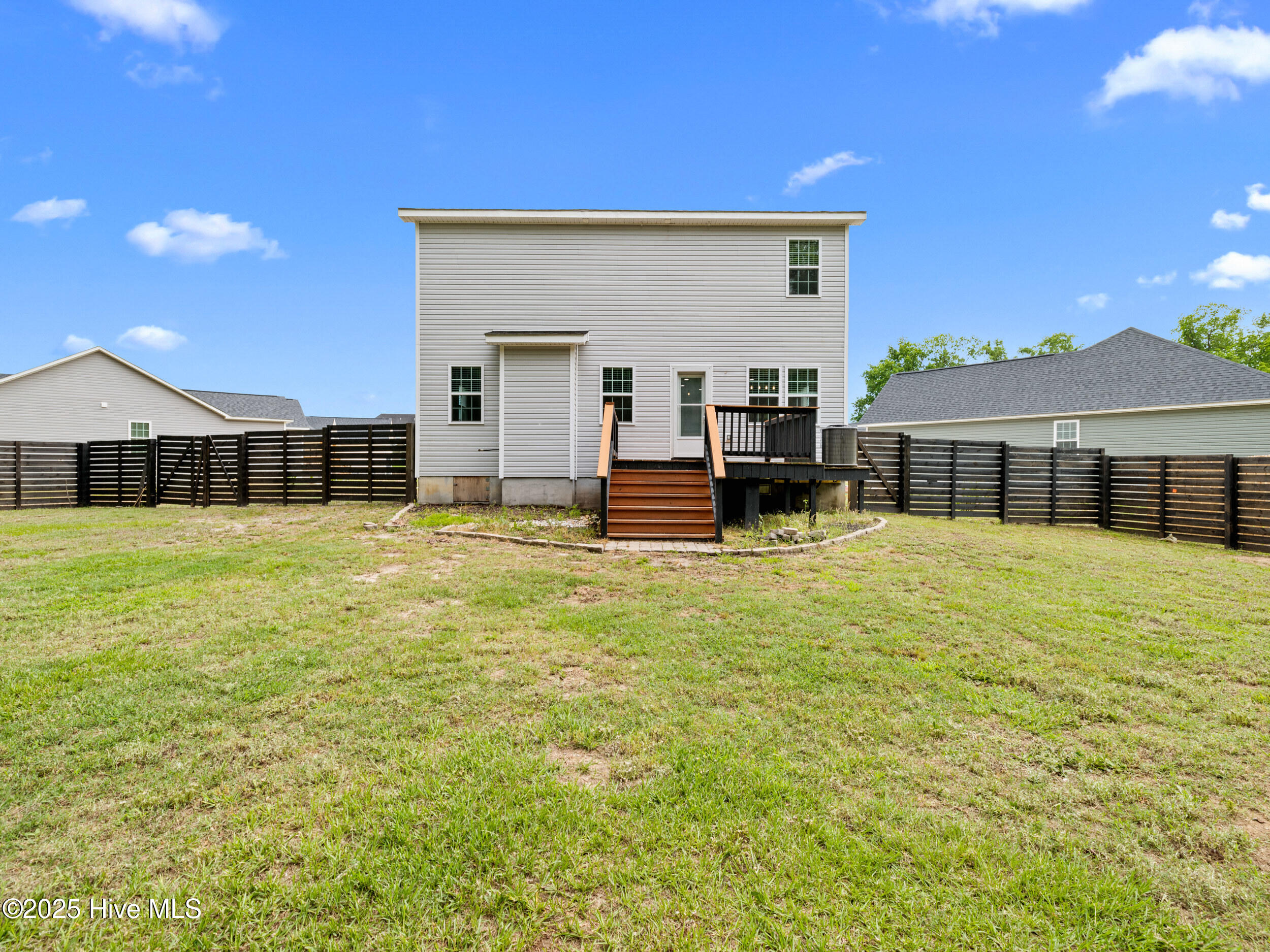 606 Sonata Court Property Photo 43