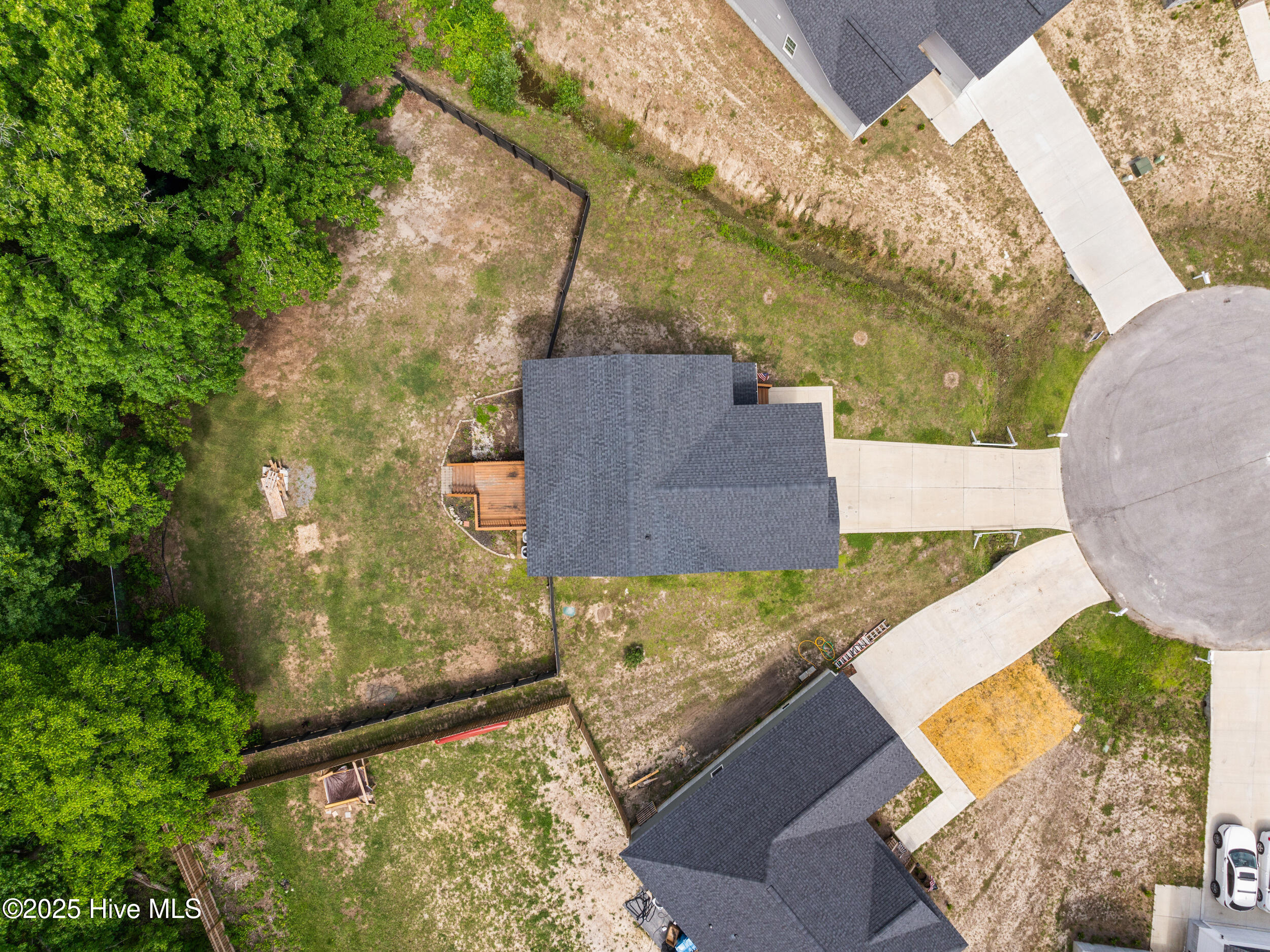 606 Sonata Court Property Photo 44