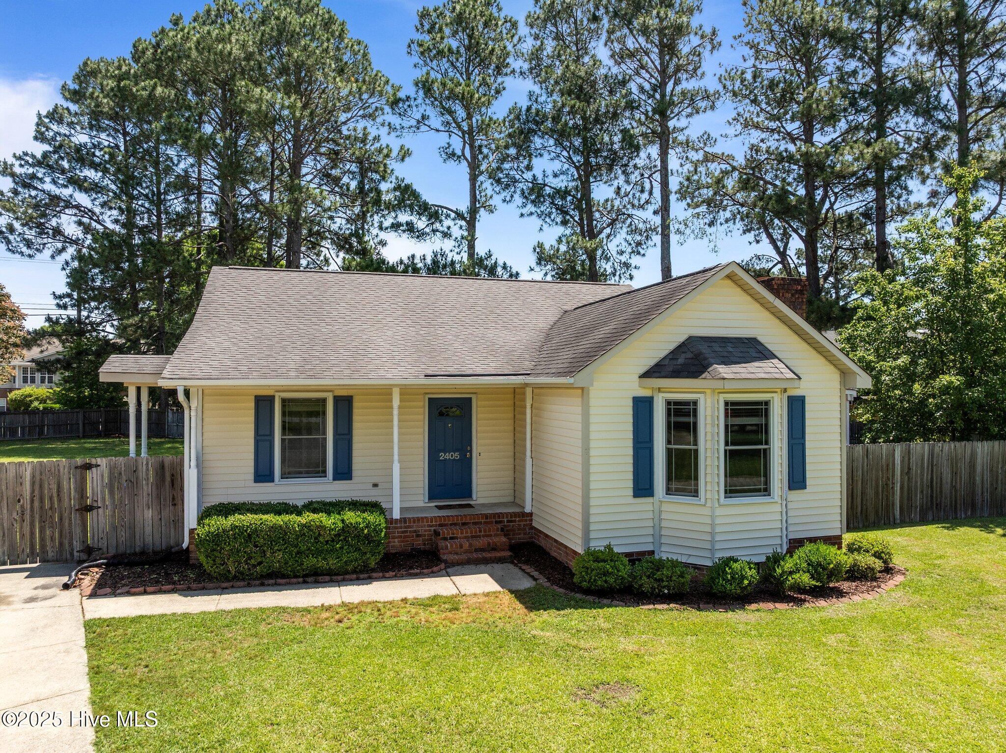 2405 Harness Court Property Photo 1