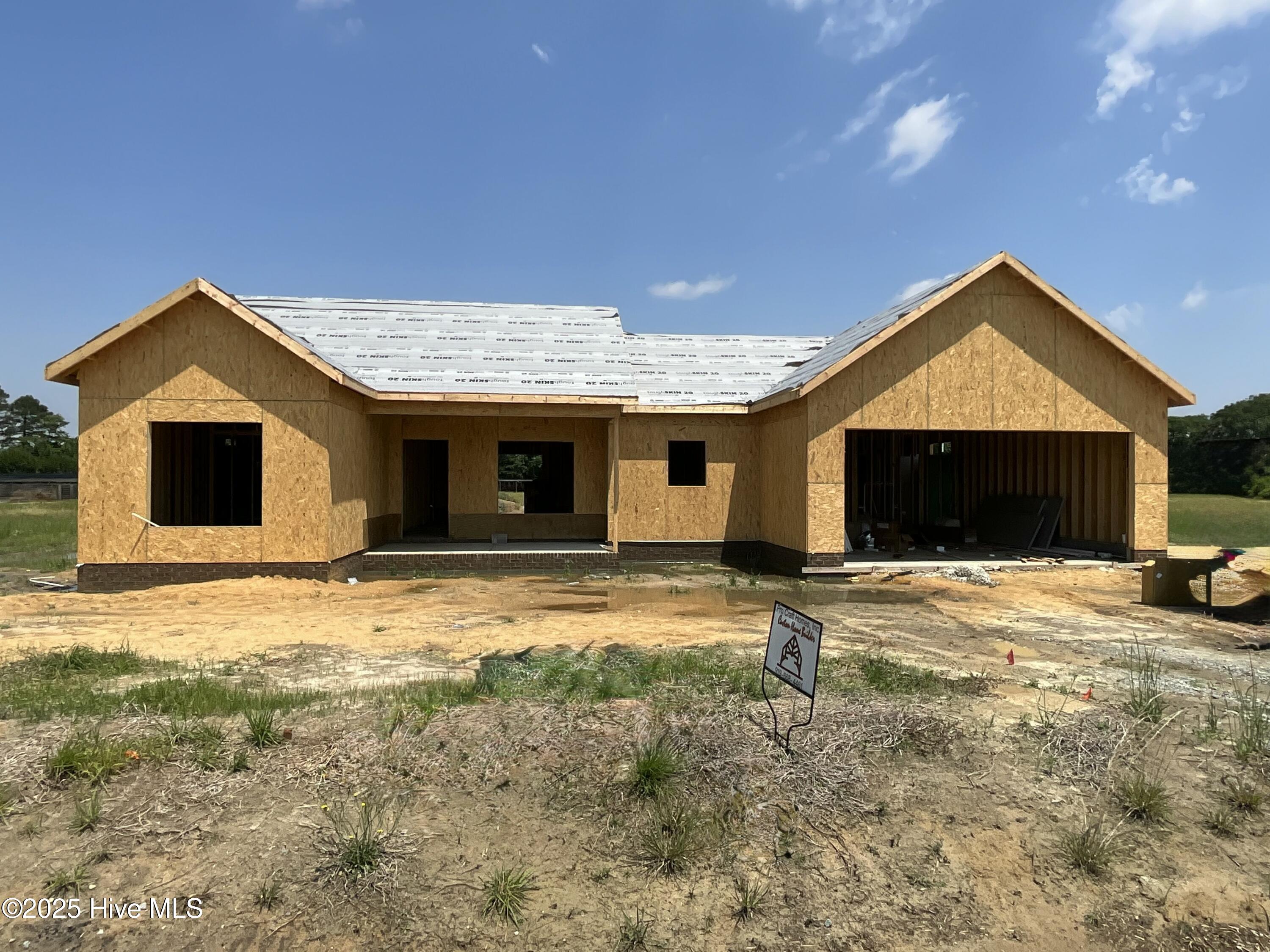 109 E Sillinger Drive Property Photo