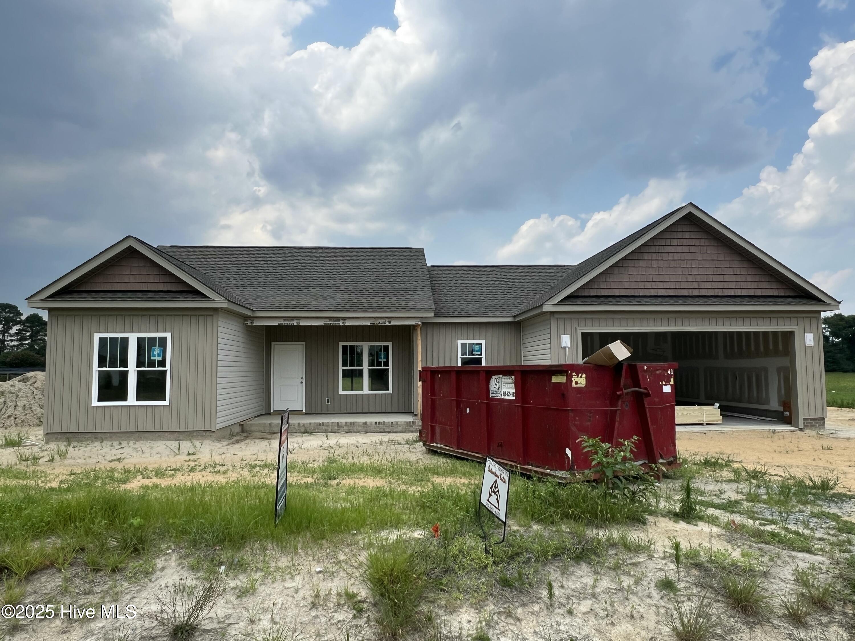 109 E Sillinger Drive