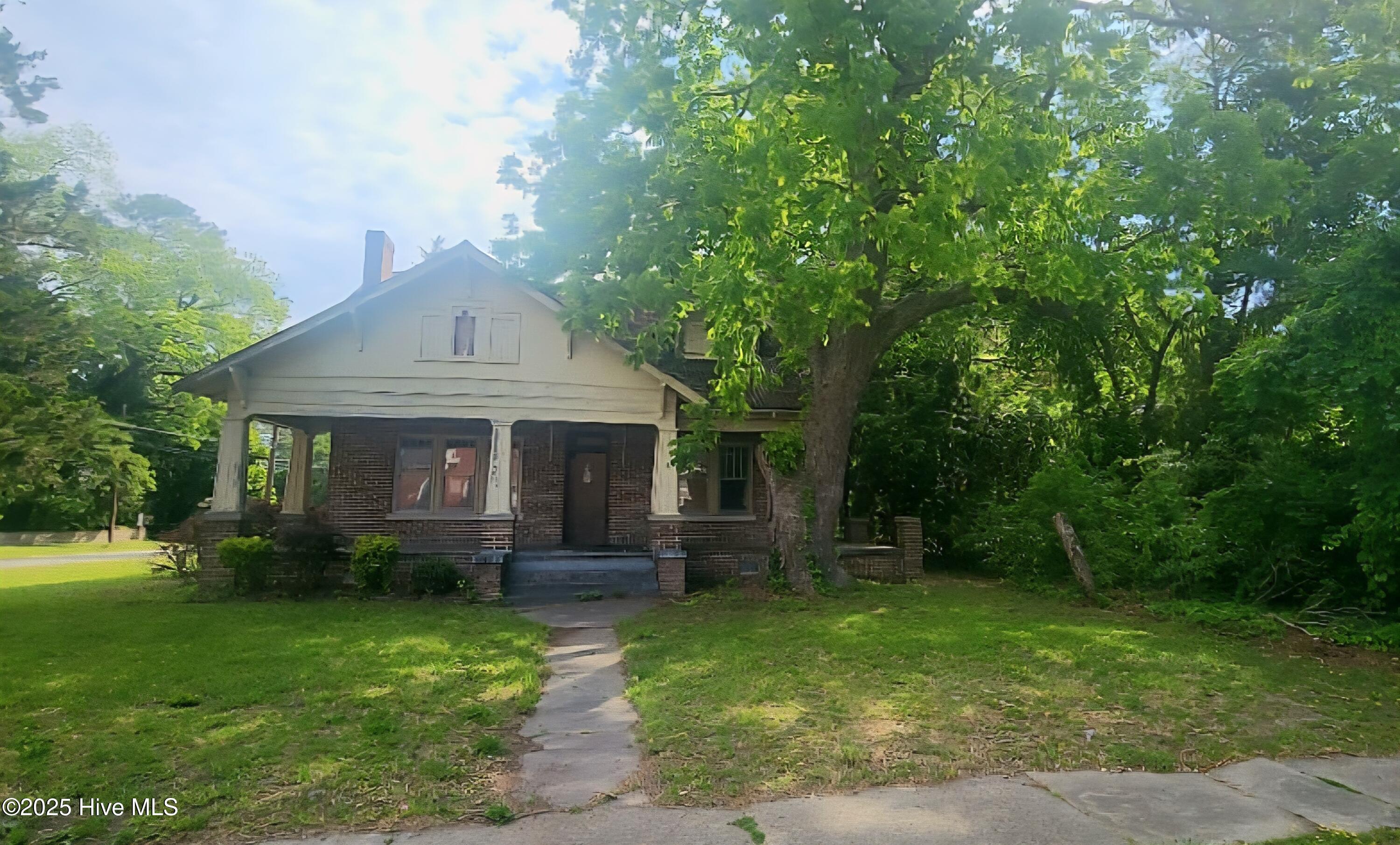 301 S Commerce Street Property Photo 1