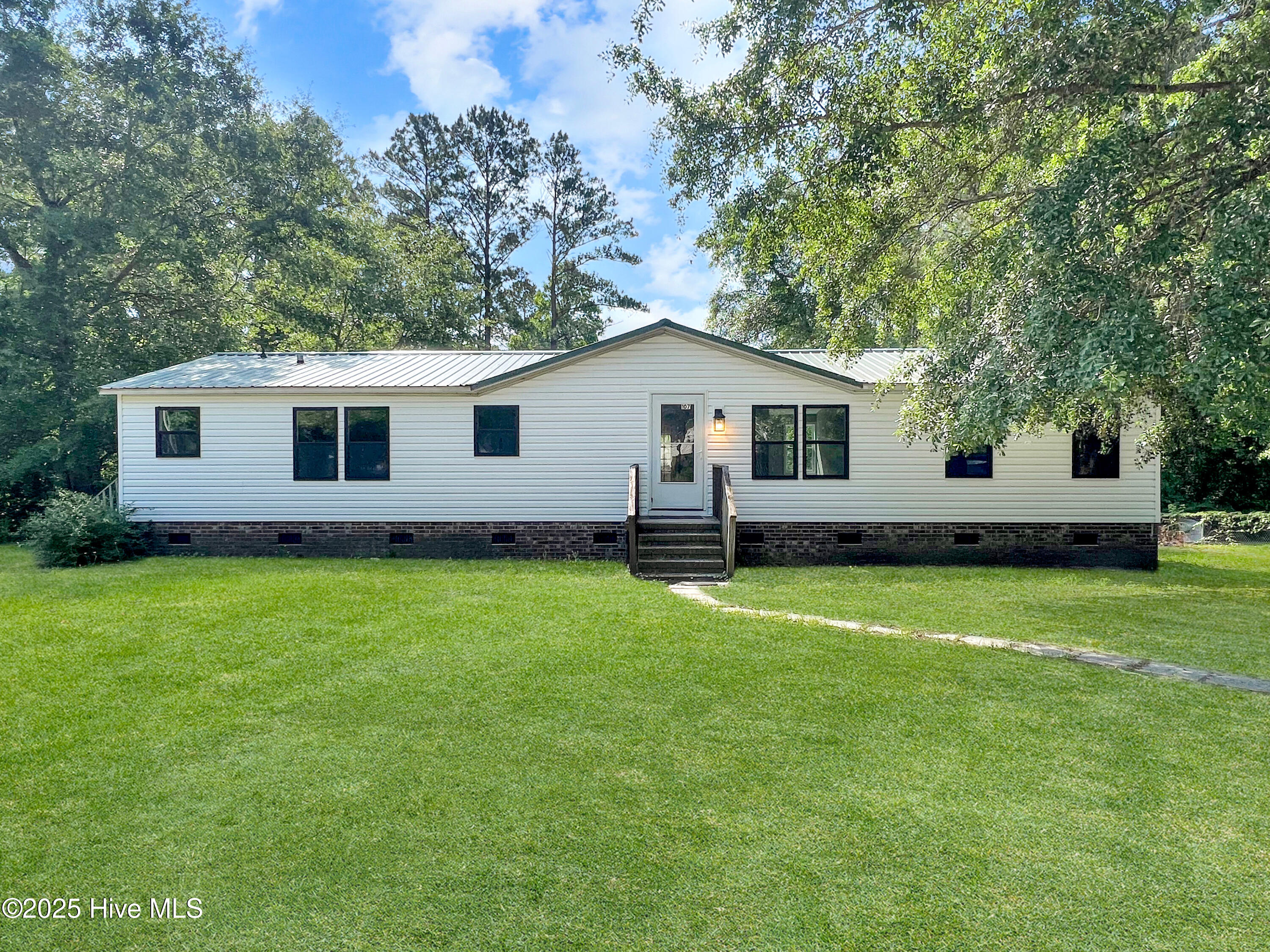 107 Grassy Meadow Drive Property Photo