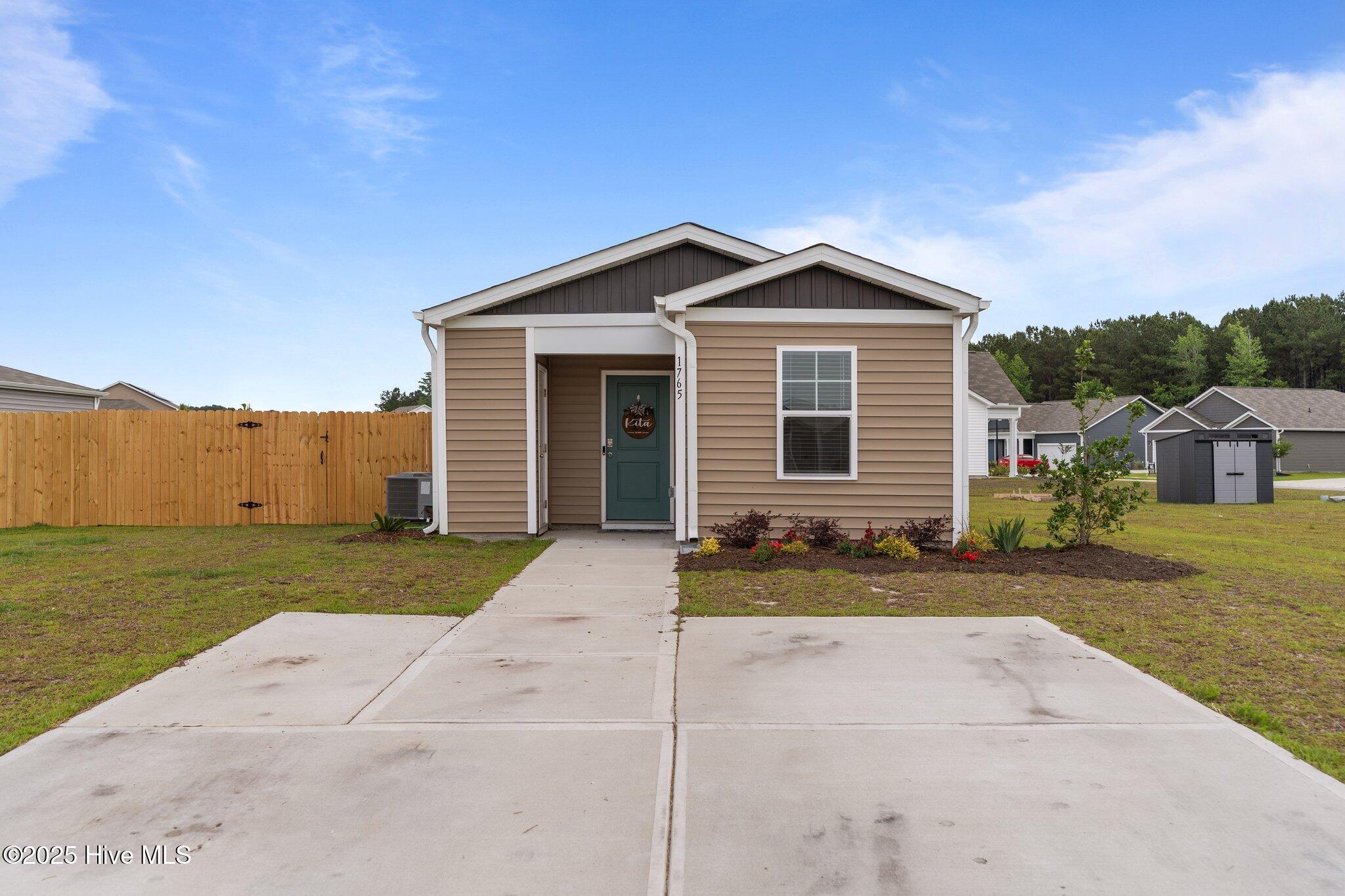 1765 Tablerock Court Property Photo 1