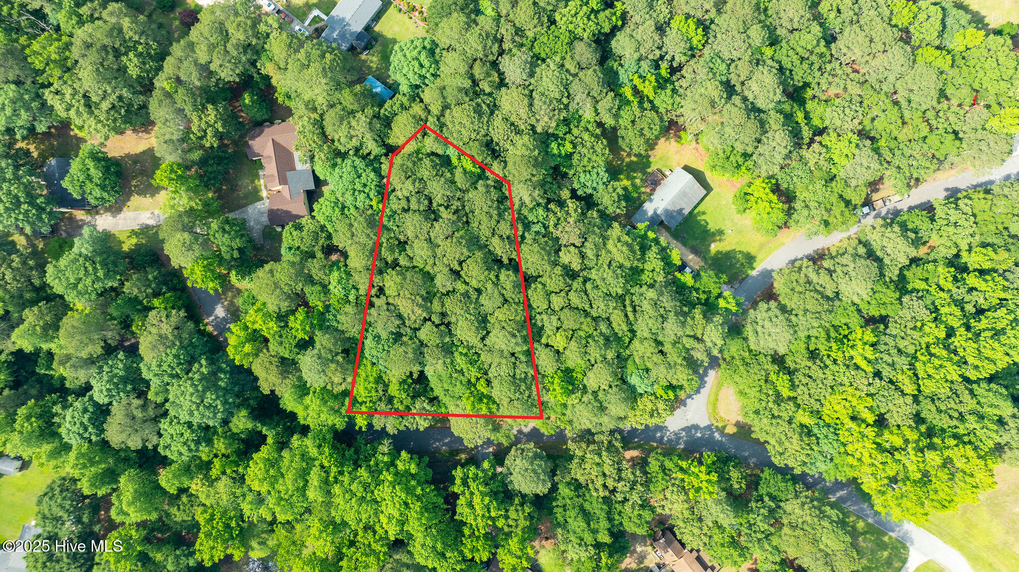 000 Pony Drive Property Photo 4