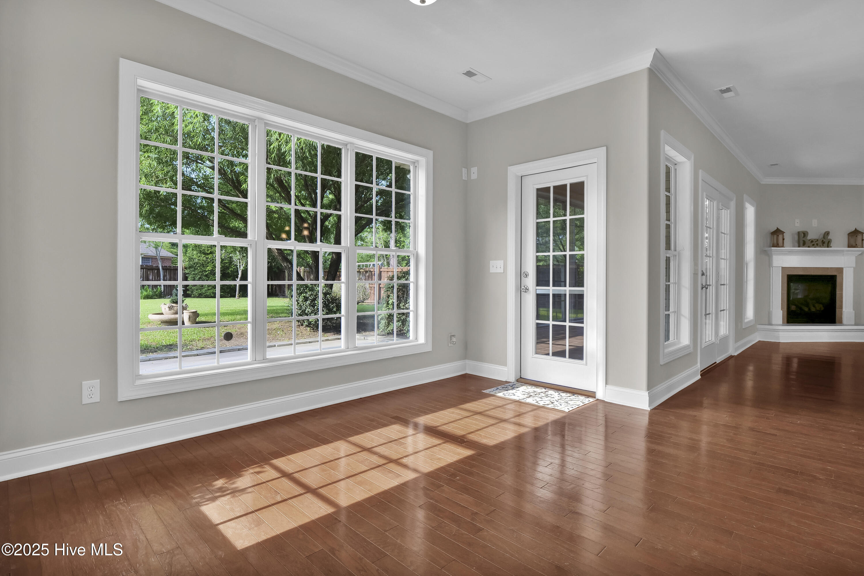 1306 Wakefield Court Property Photo 14
