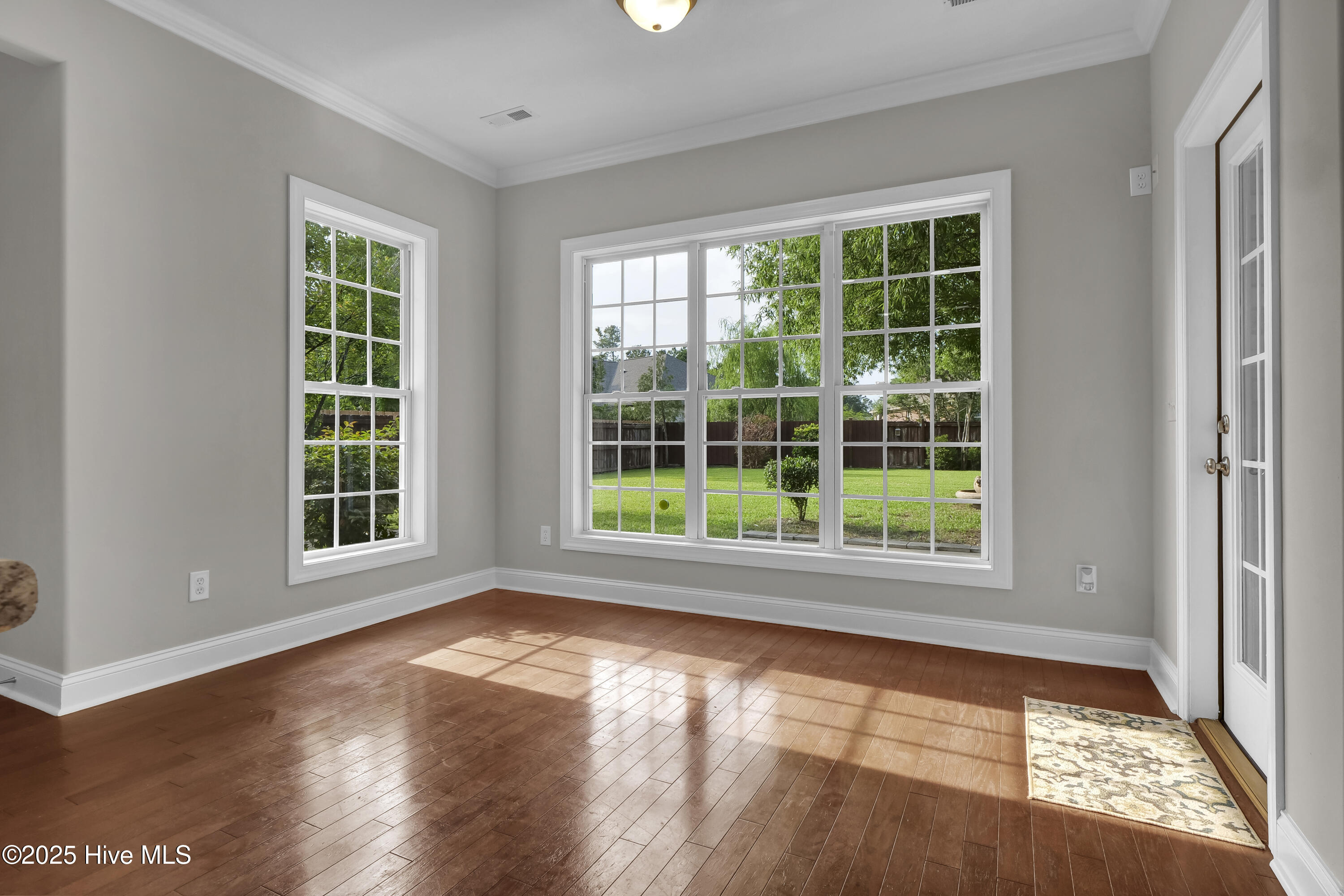 1306 Wakefield Court Property Photo 15