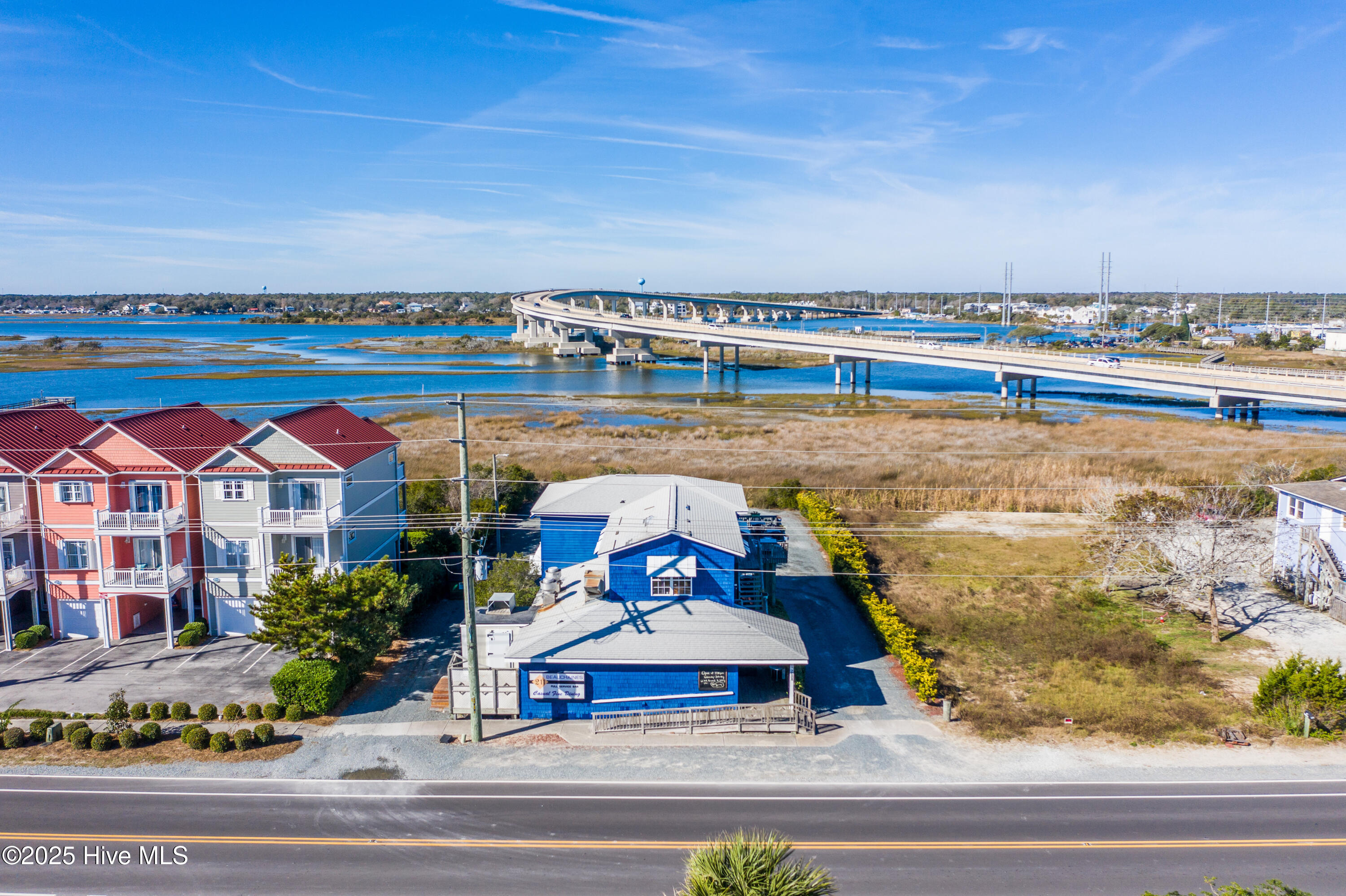 211 S Topsail Drive Property Photo