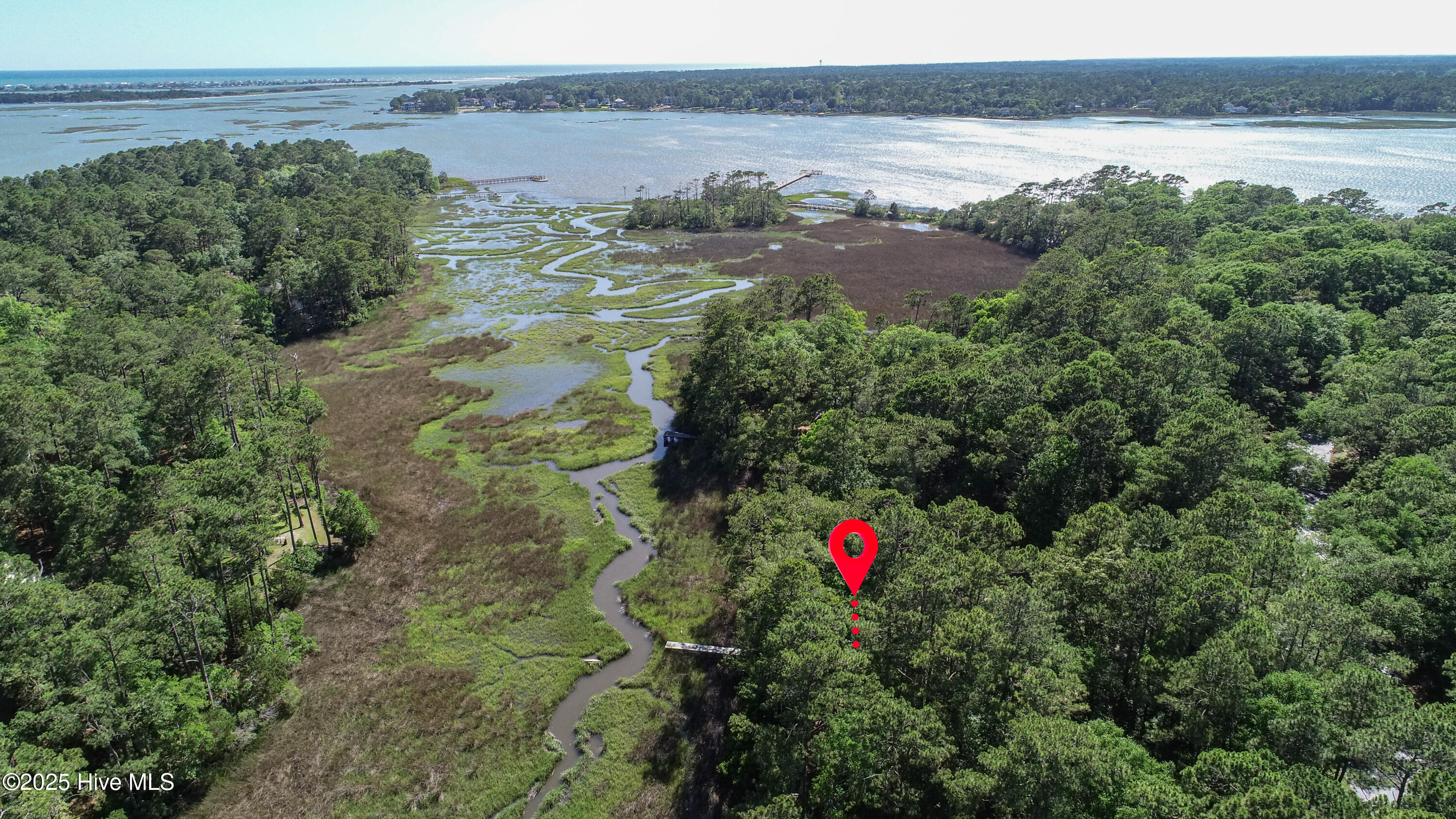 2933 Island Drive Property Photo