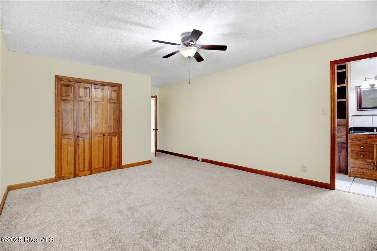 305 Bayleaf Drive Property Photo 18