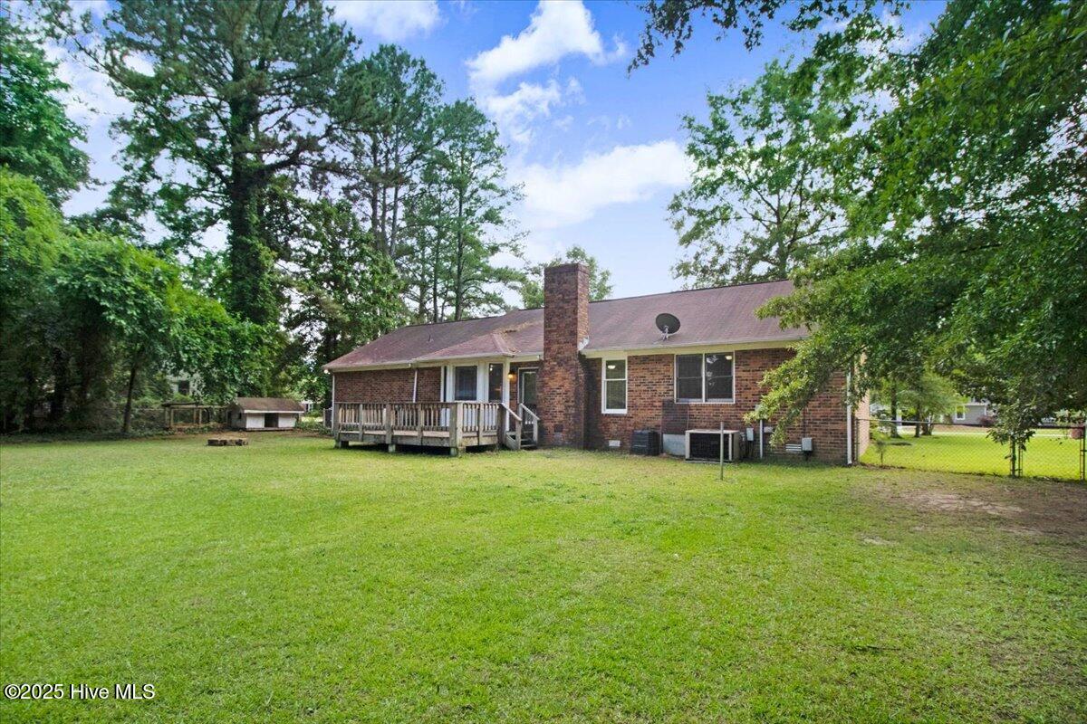 305 Bayleaf Drive Property Photo 28