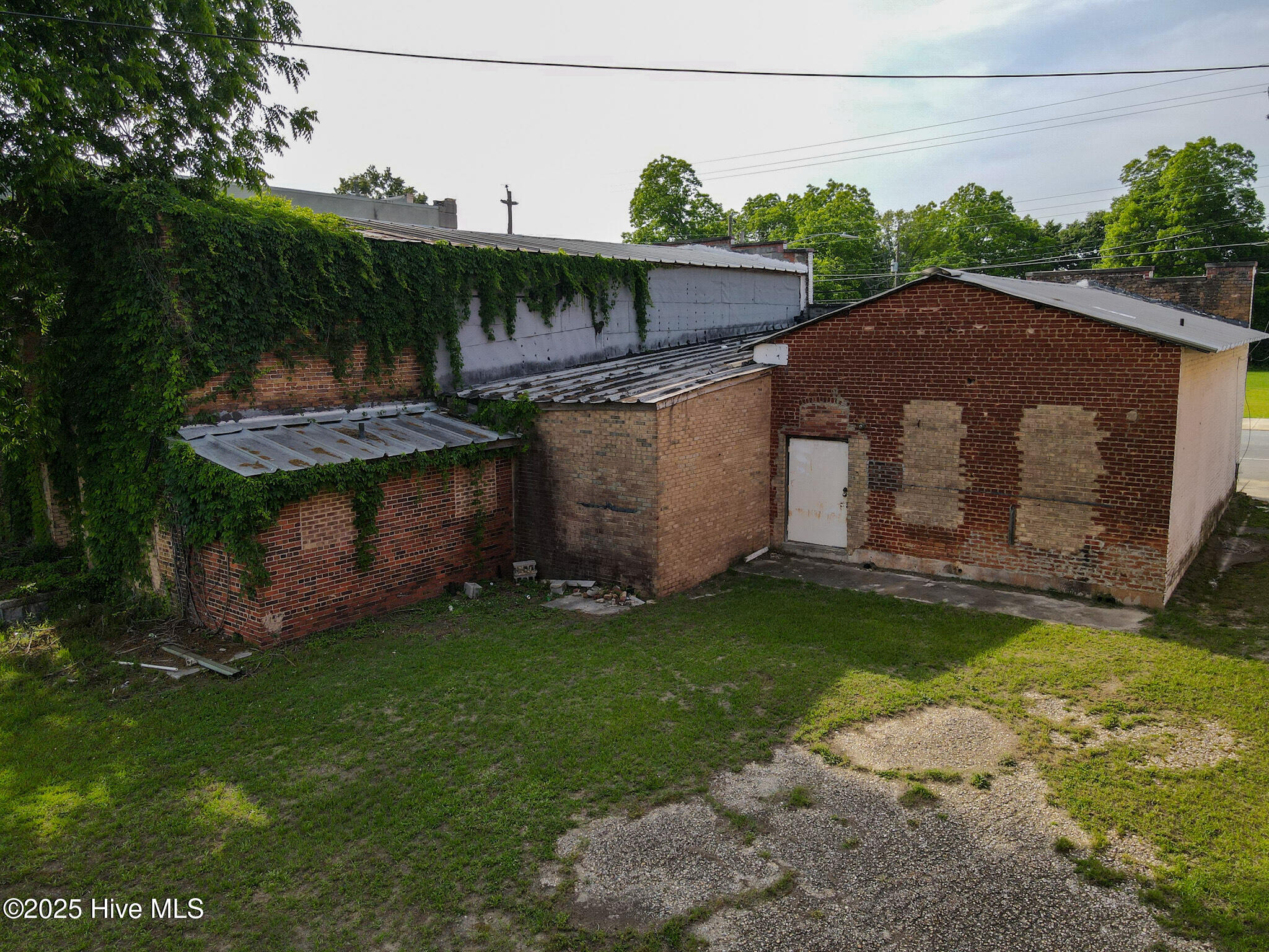 4520 Main Street Property Photo 3