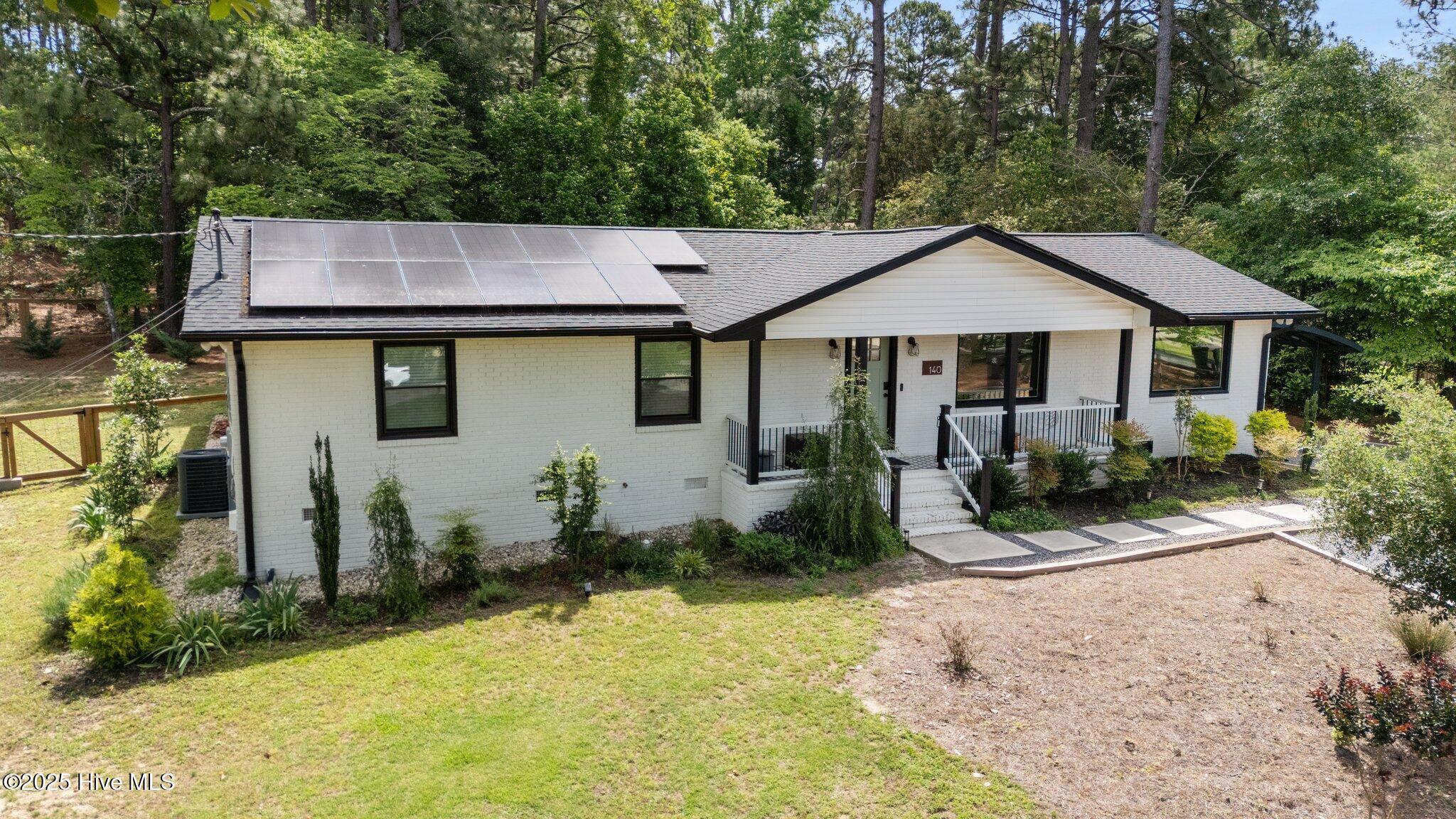 140 Timothy Street Property Photo