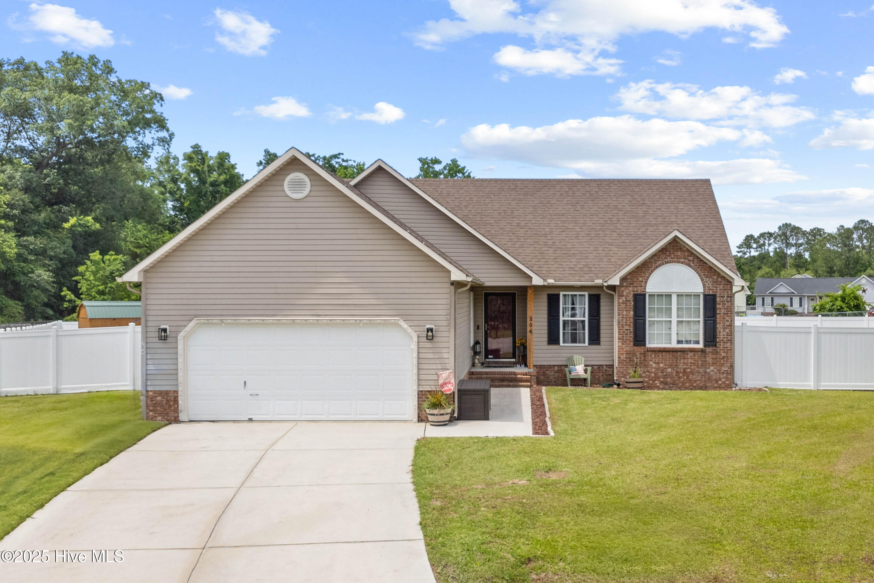 204 Bluff Ridge Court Property Photo 1