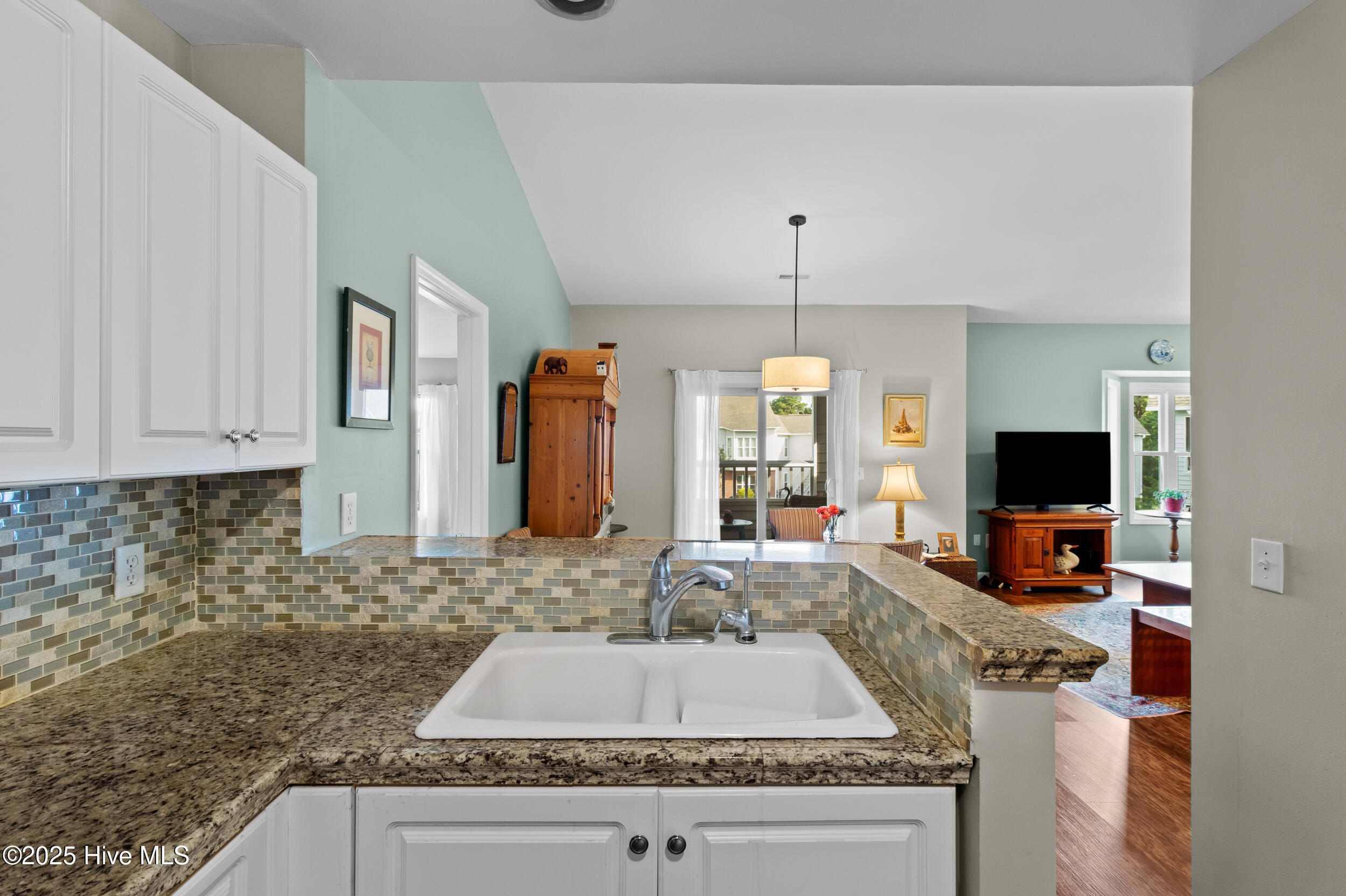 4115 Breezewood Drive Apt 202 Property Photo 12