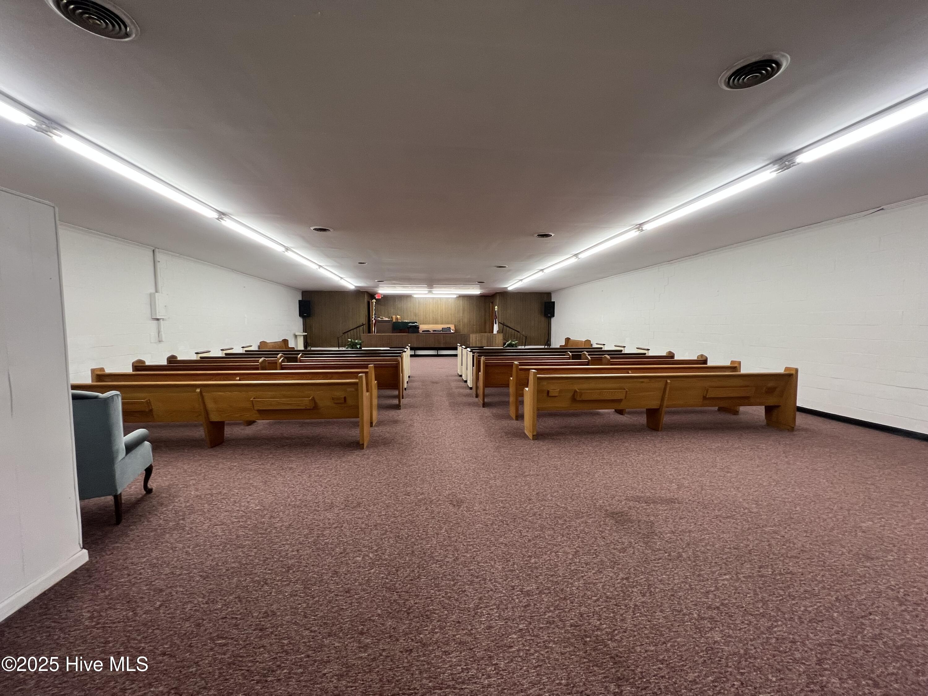 101 Railroad Street Property Photo 7
