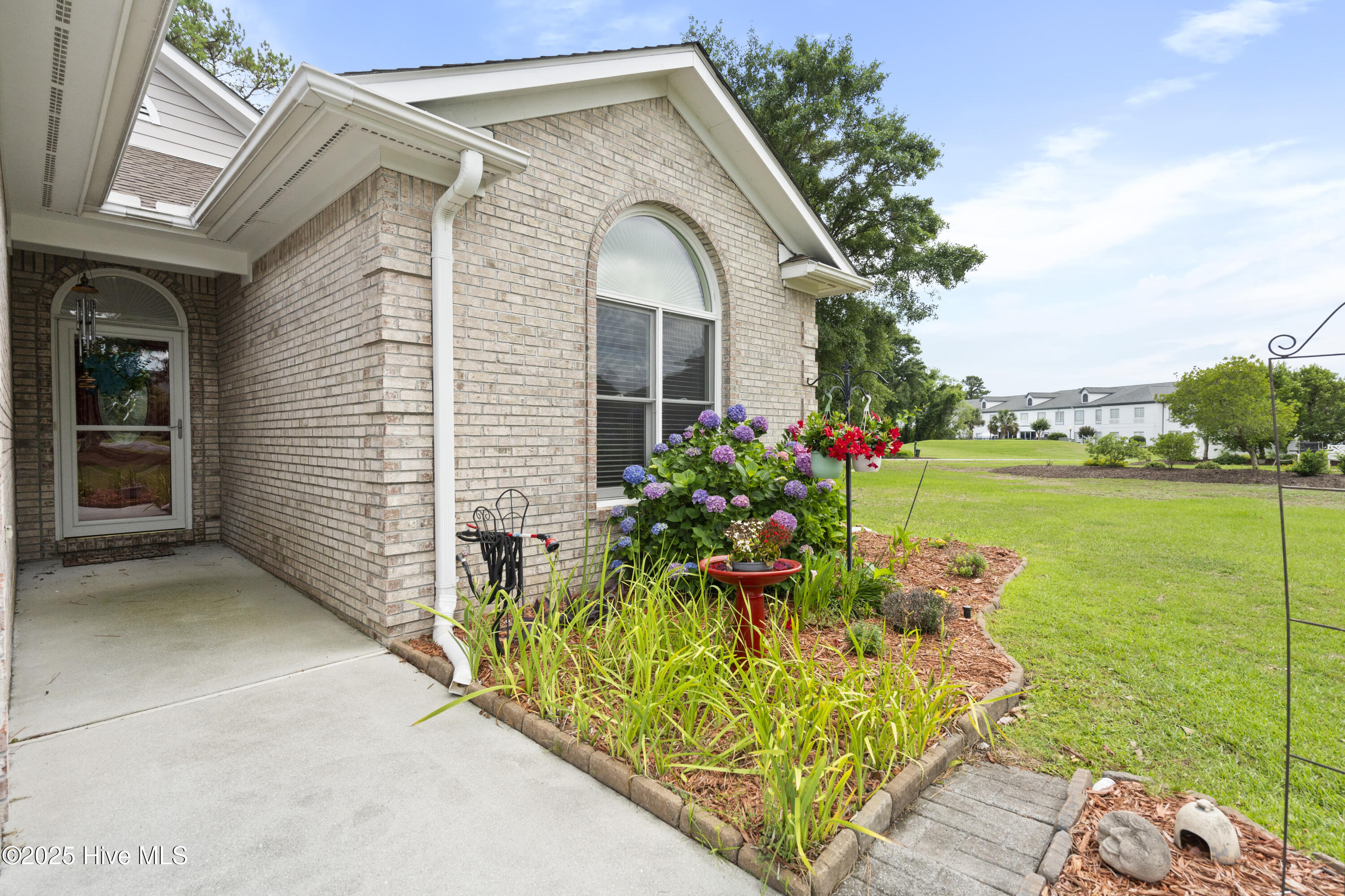 106 N Shore Drive Property Photo 6