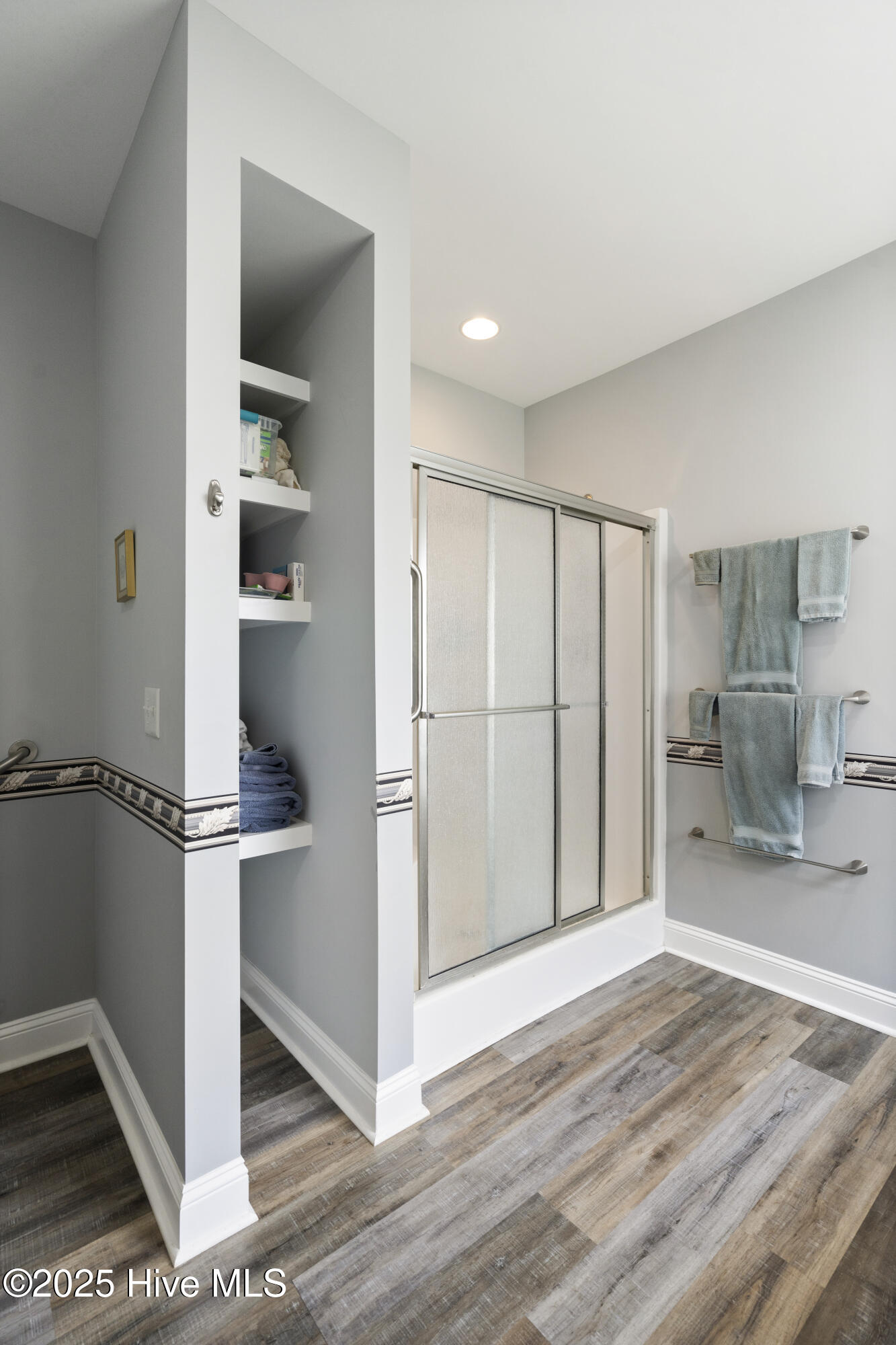 106 N Shore Drive Property Photo 41