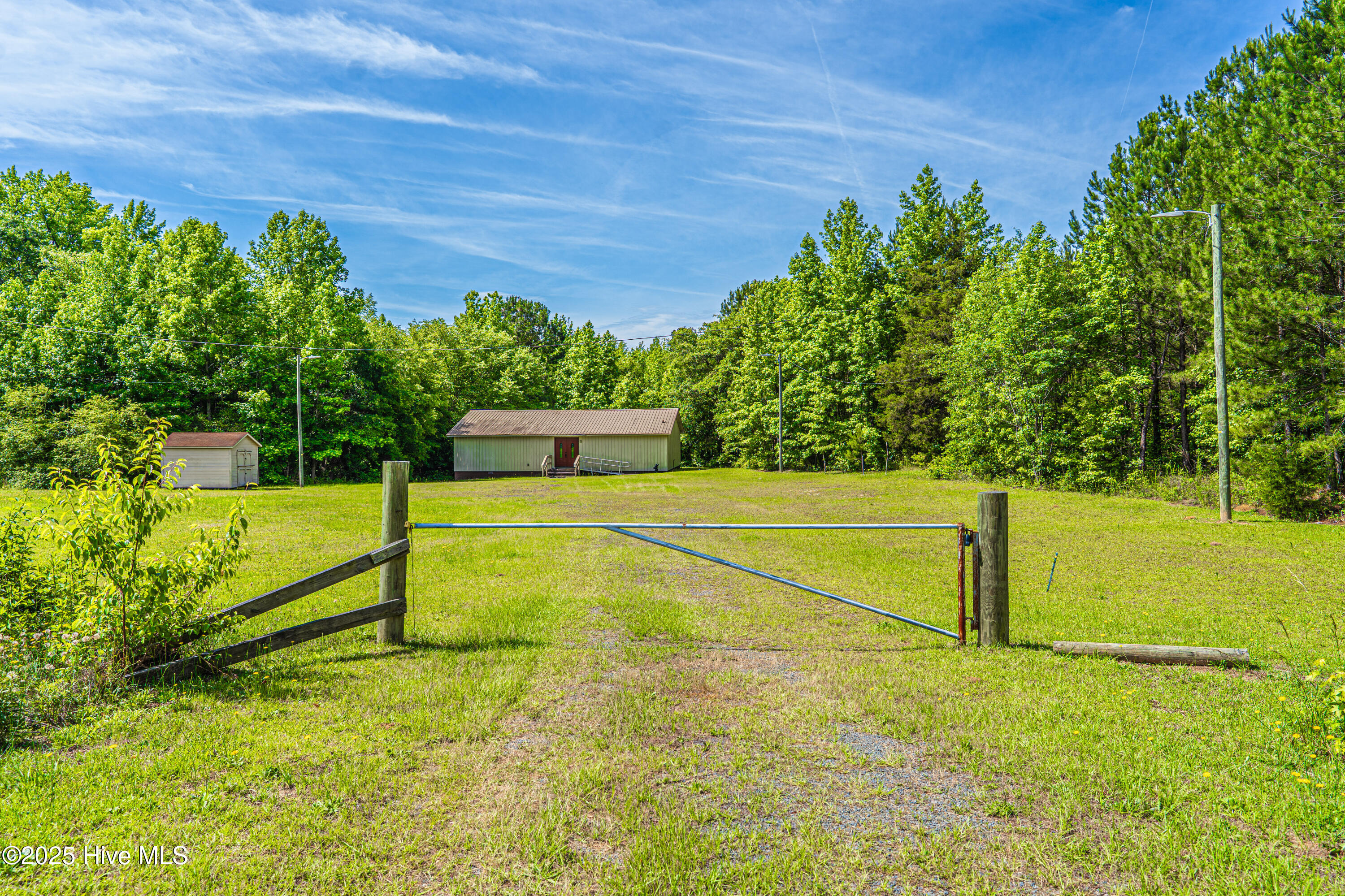 609 Highway 74 Property Photo 1