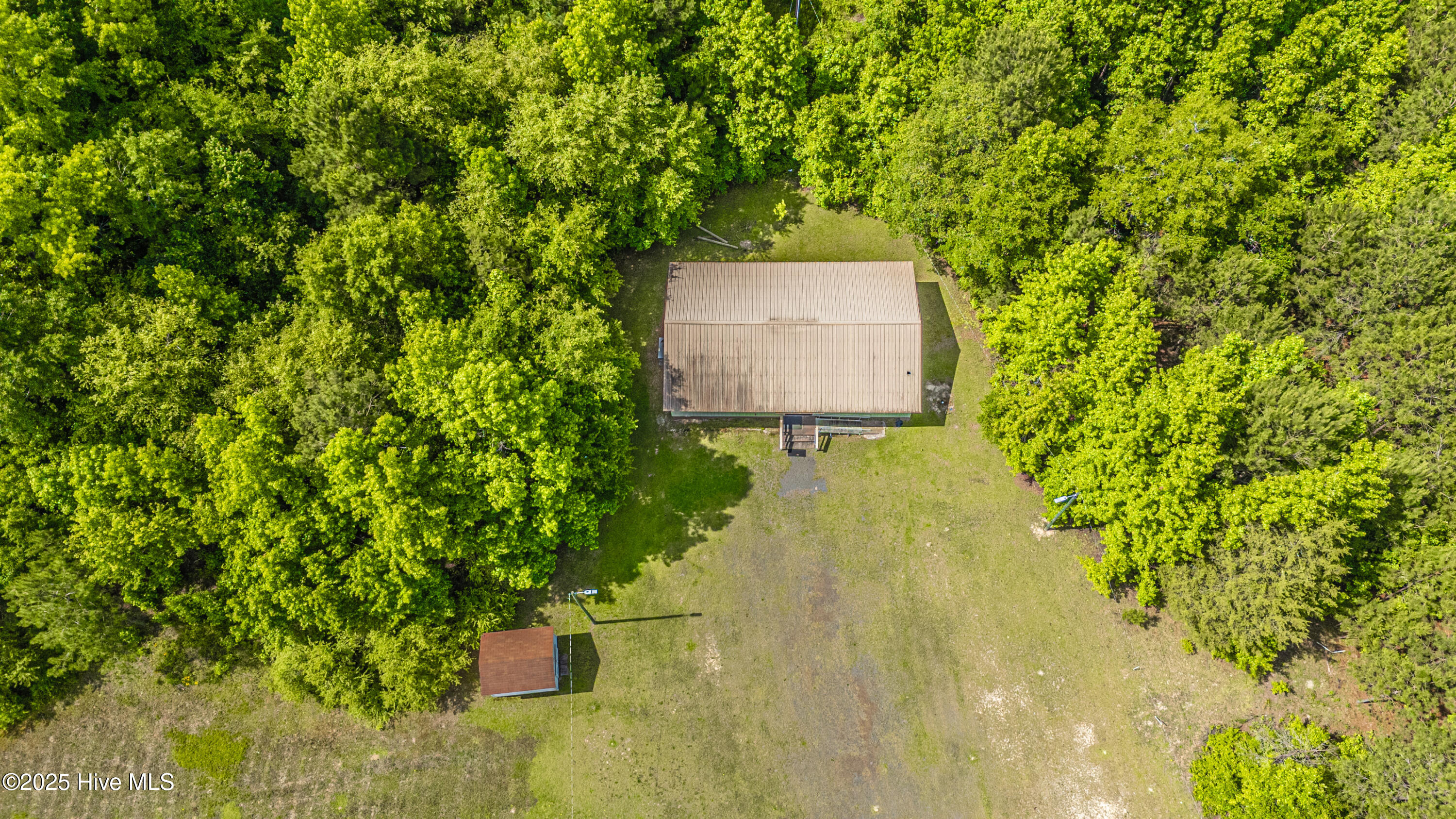 609 Highway 74 Property Photo 5