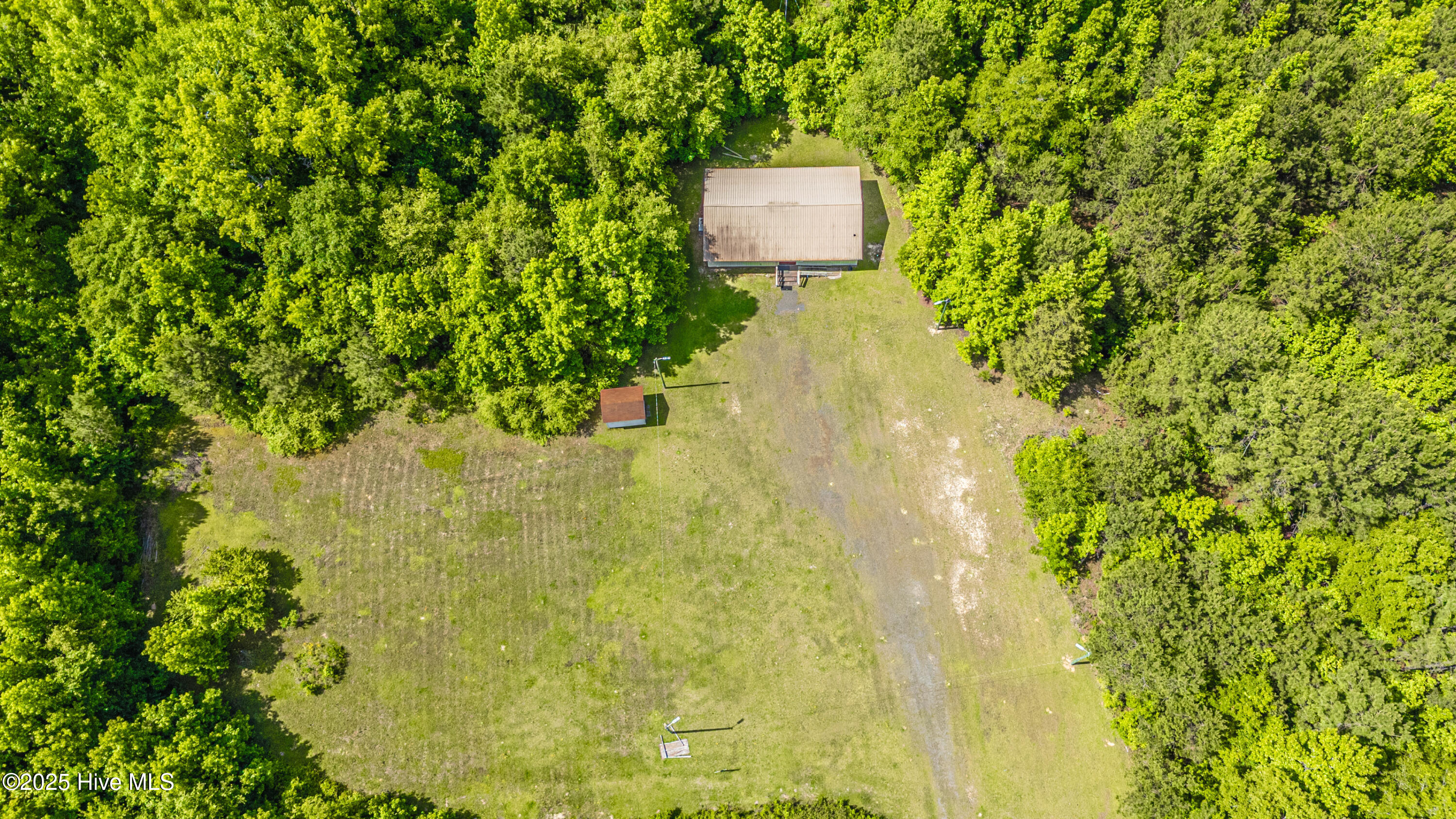 609 Highway 74 Property Photo 6