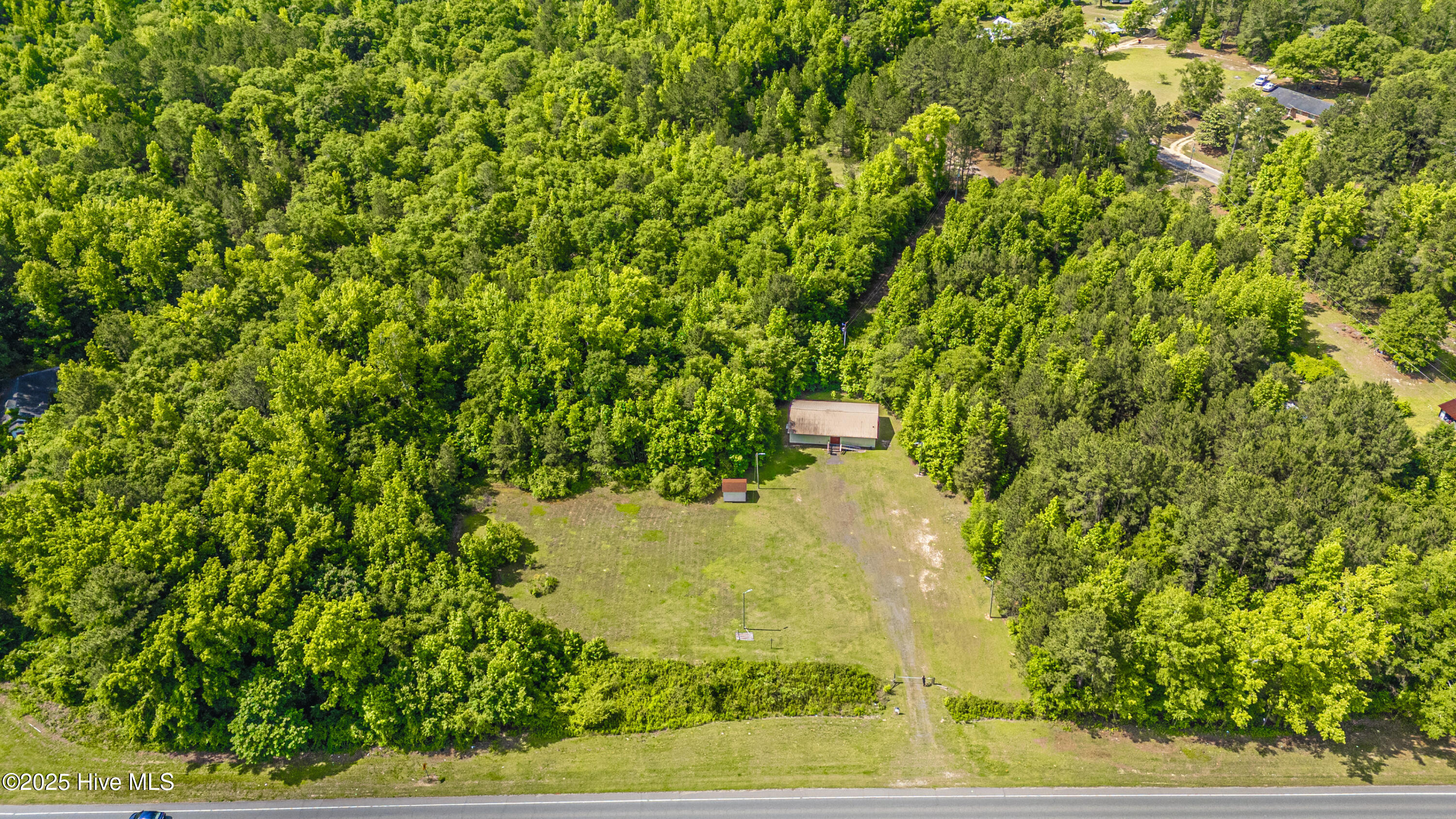 609 Highway 74 Property Photo 7