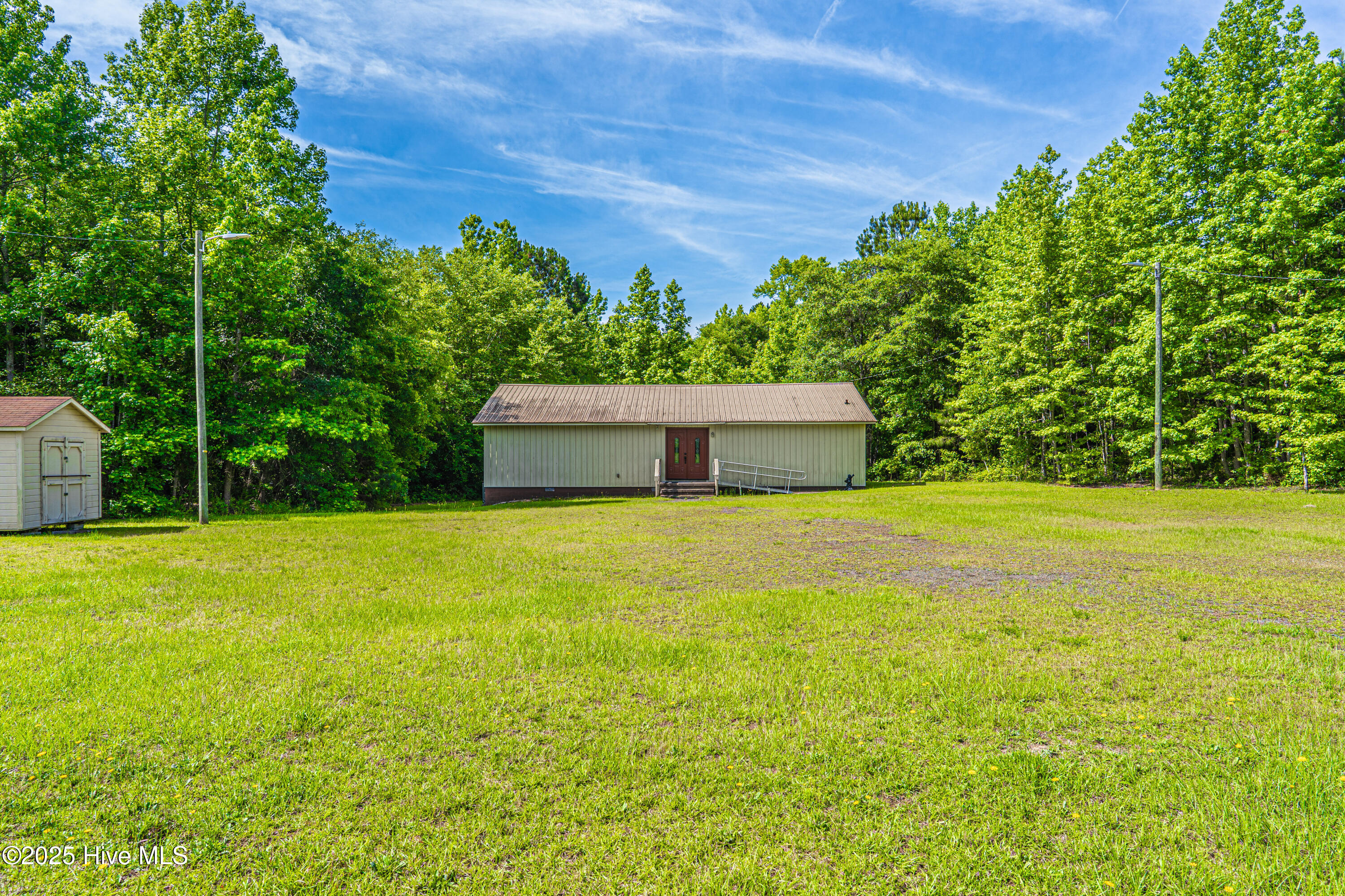 609 Highway 74 Property Photo 10