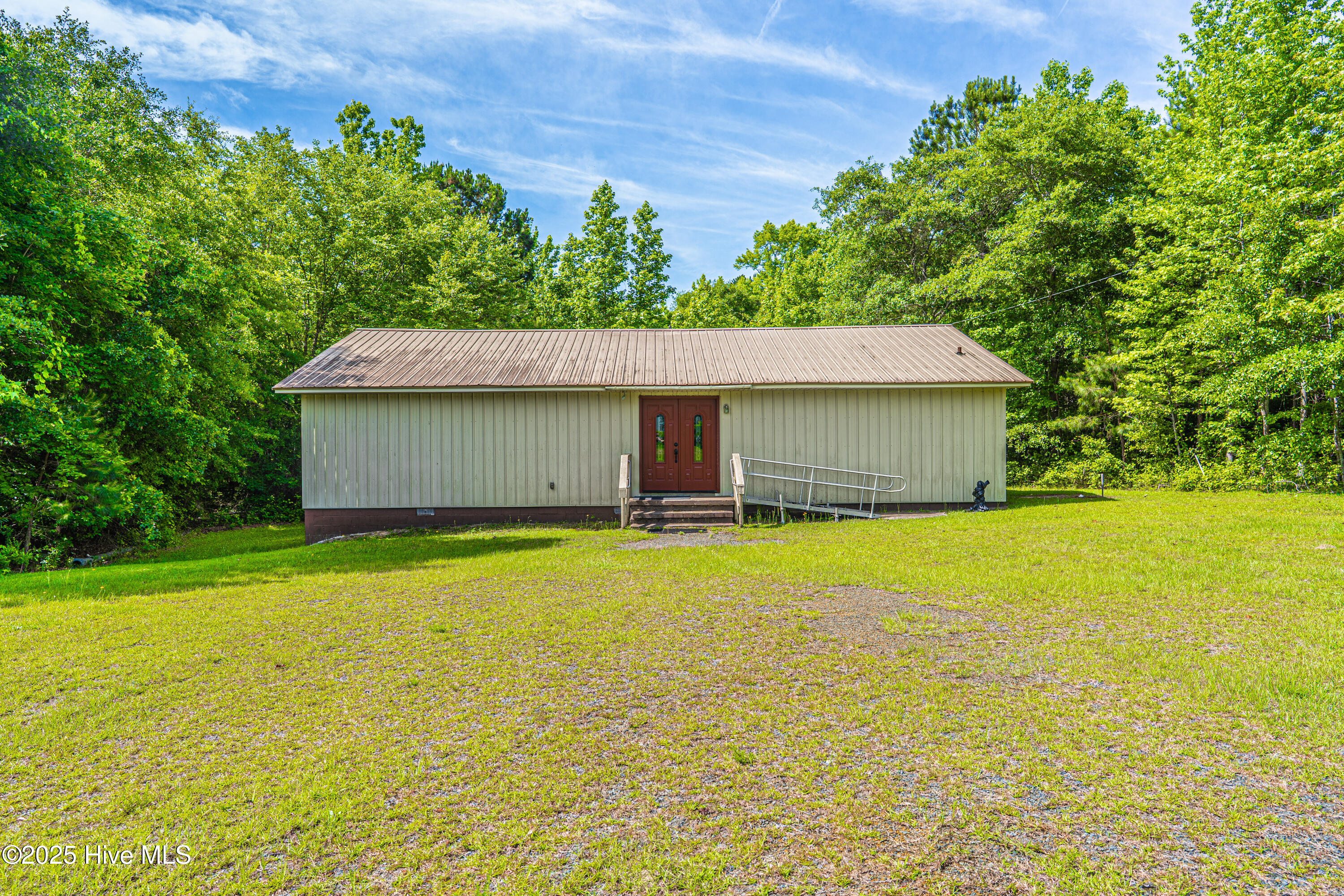 609 Highway 74 Property Photo 11